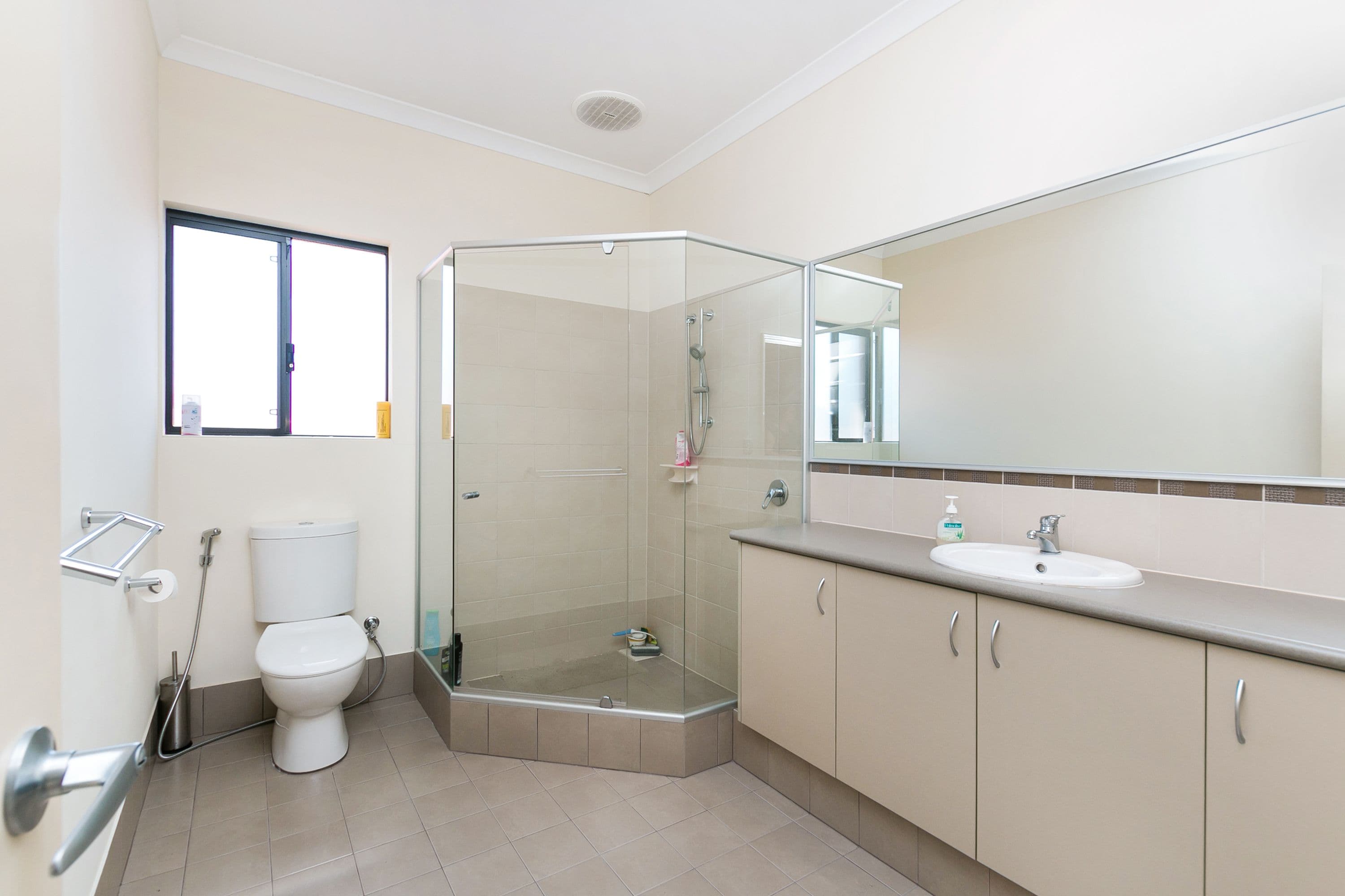 87A Gilbertson Road, Kardinya WA 6163, Kardinya - Thumbnail 3