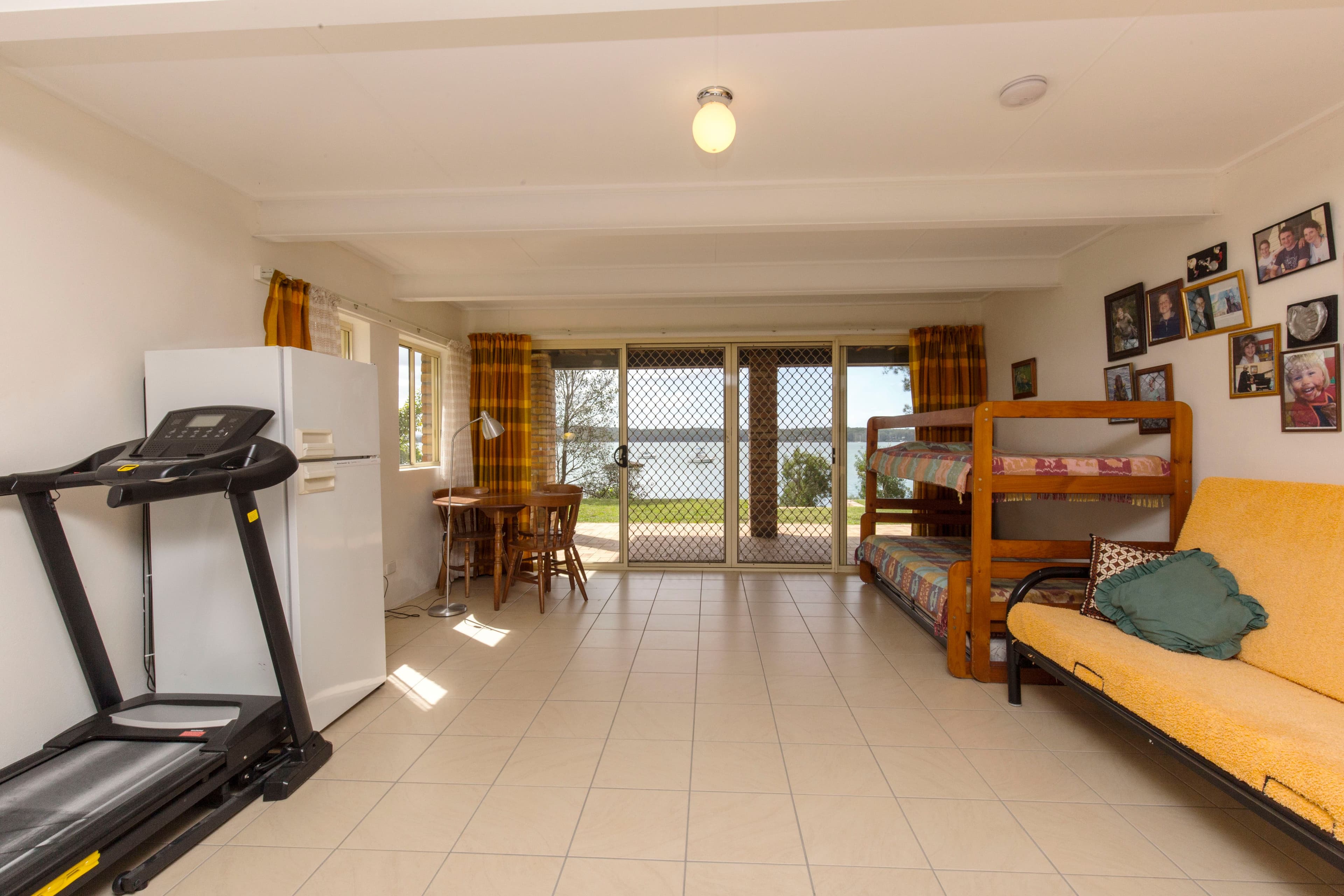 88 Cove Boulevard, North Arm Cove - Thumbnail 6