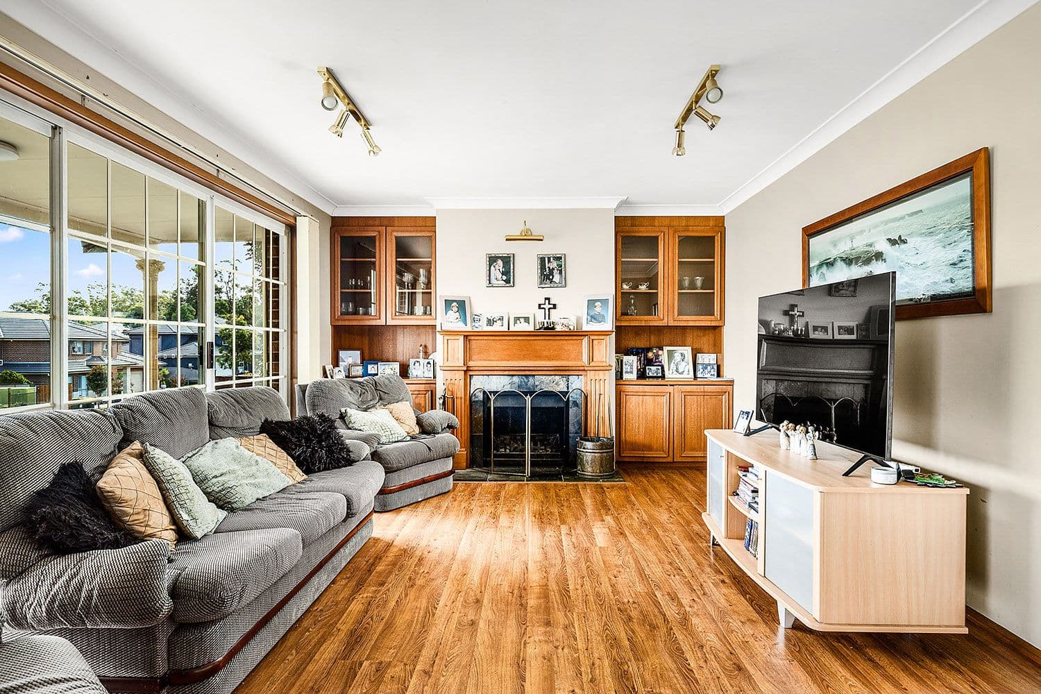 8 Cumberland Avenue, Castle Hill NSW 2154, Castle Hill - Thumbnail 2