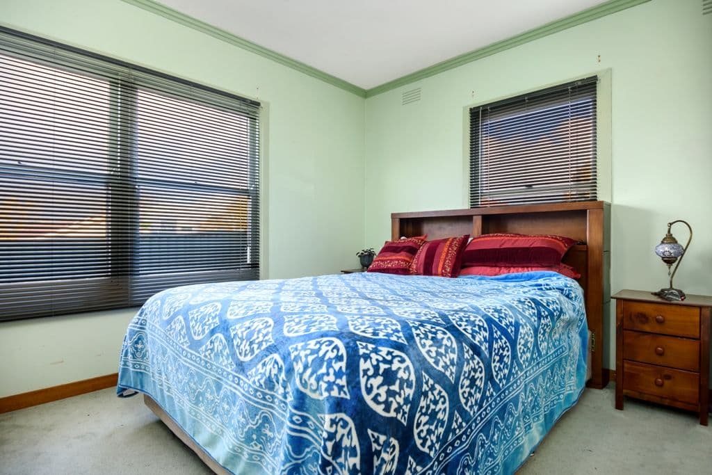 1/824 Chisholm Street, Black Hill  Victoria  3350, Australia, Black Hill - Thumbnail 6