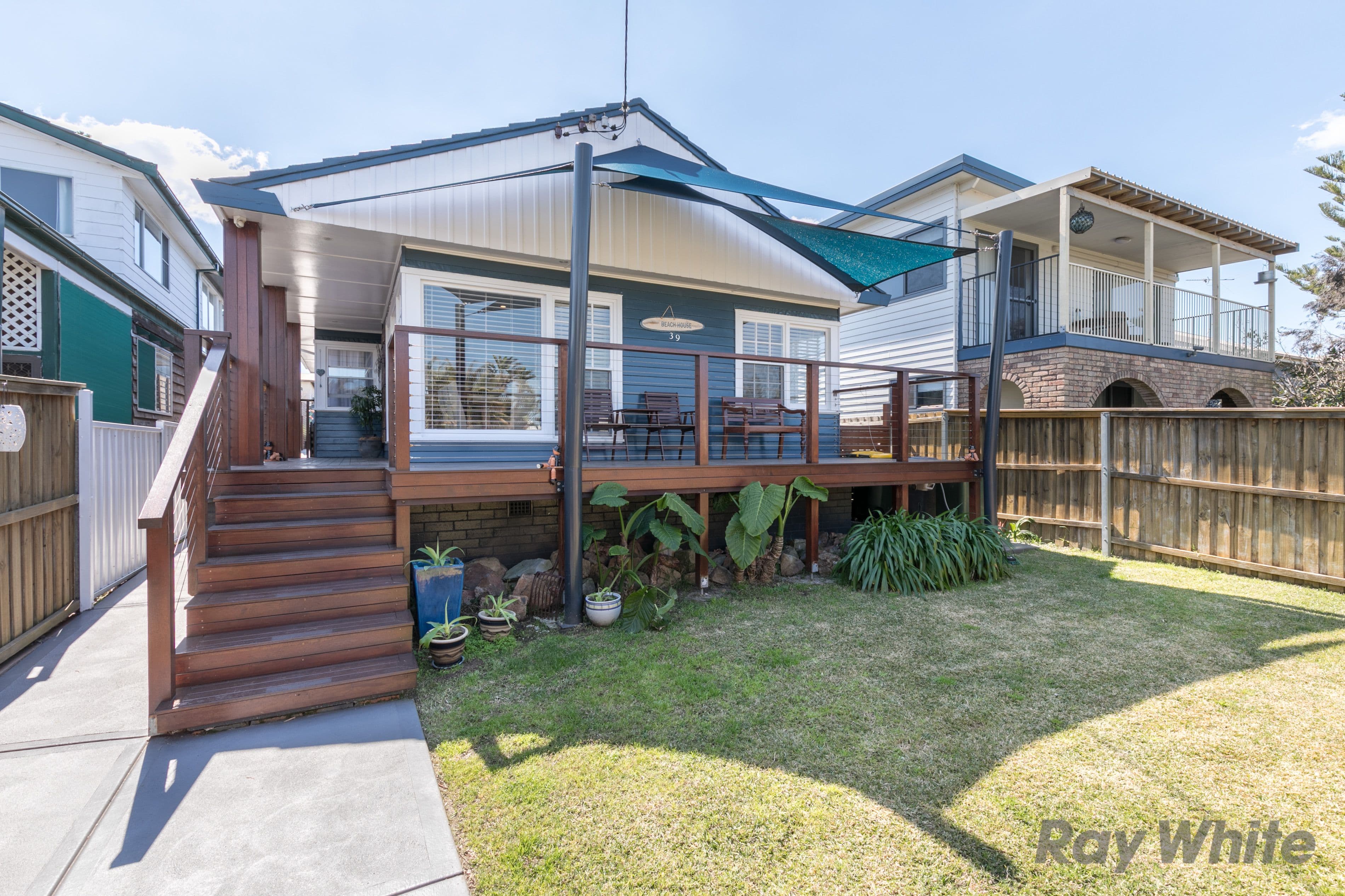 39 Brown Street, Redhead - Thumbnail 2