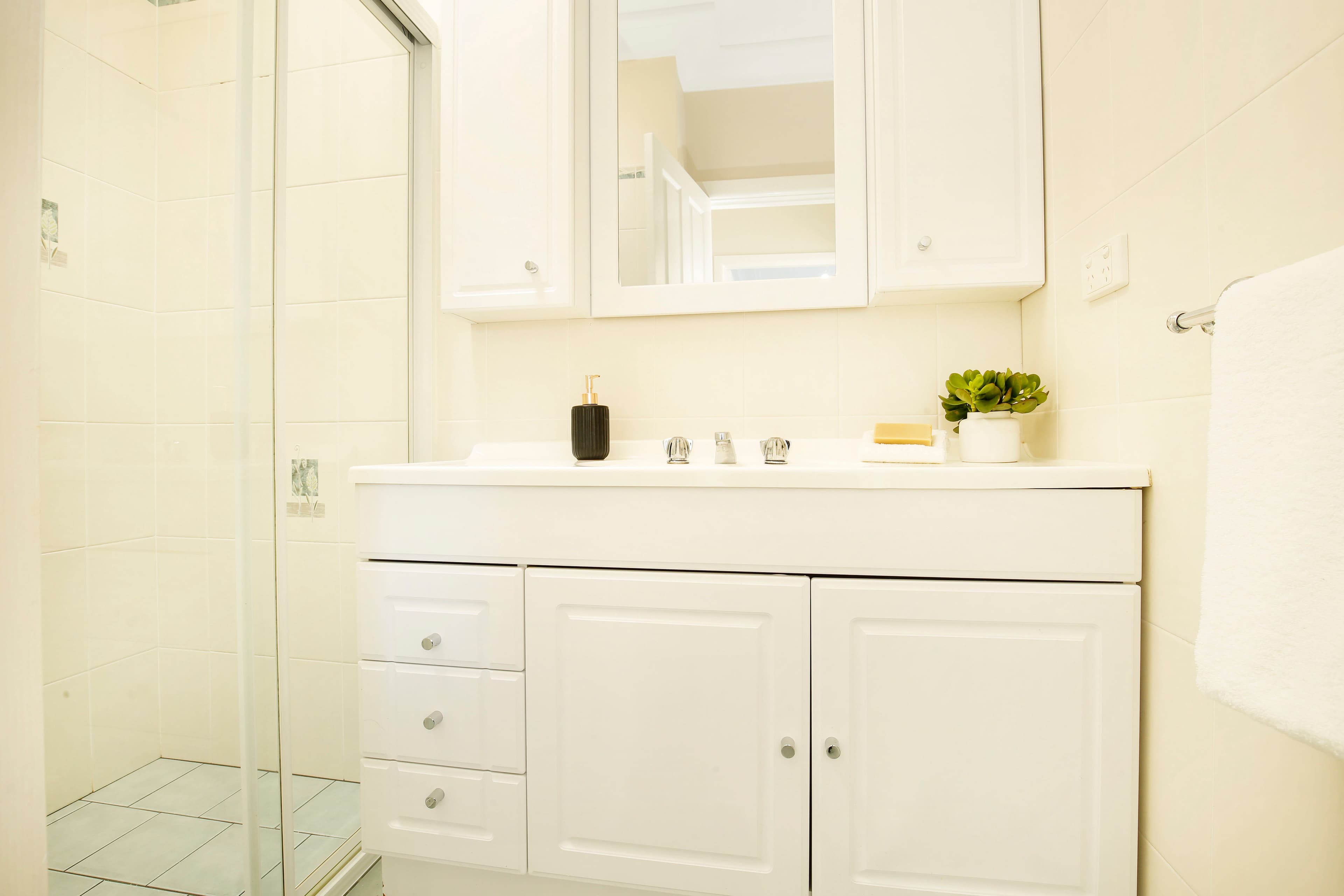 122 Blackman Parade, Unanderra - Thumbnail 8