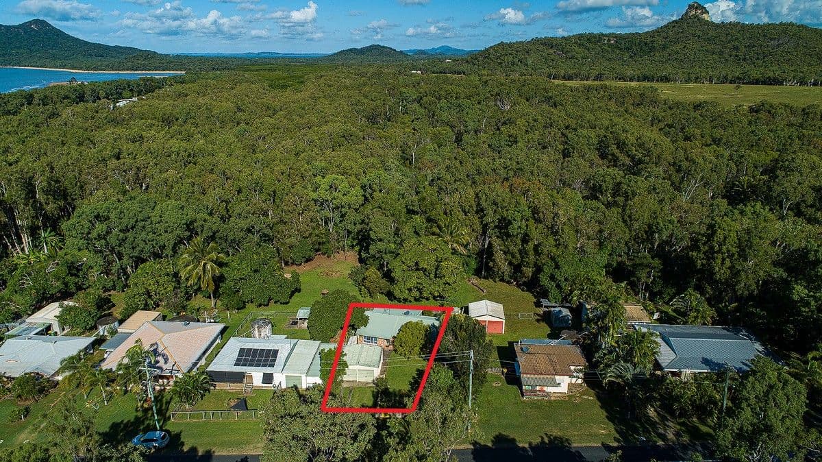 29 Milkins Street, Ball Bay QLD 4741, Ball Bay - Thumbnail 2