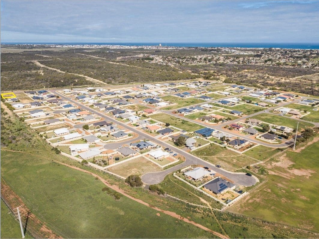 18 Fintown Street, Utakarra WA 6530, Utakarra - Image 1