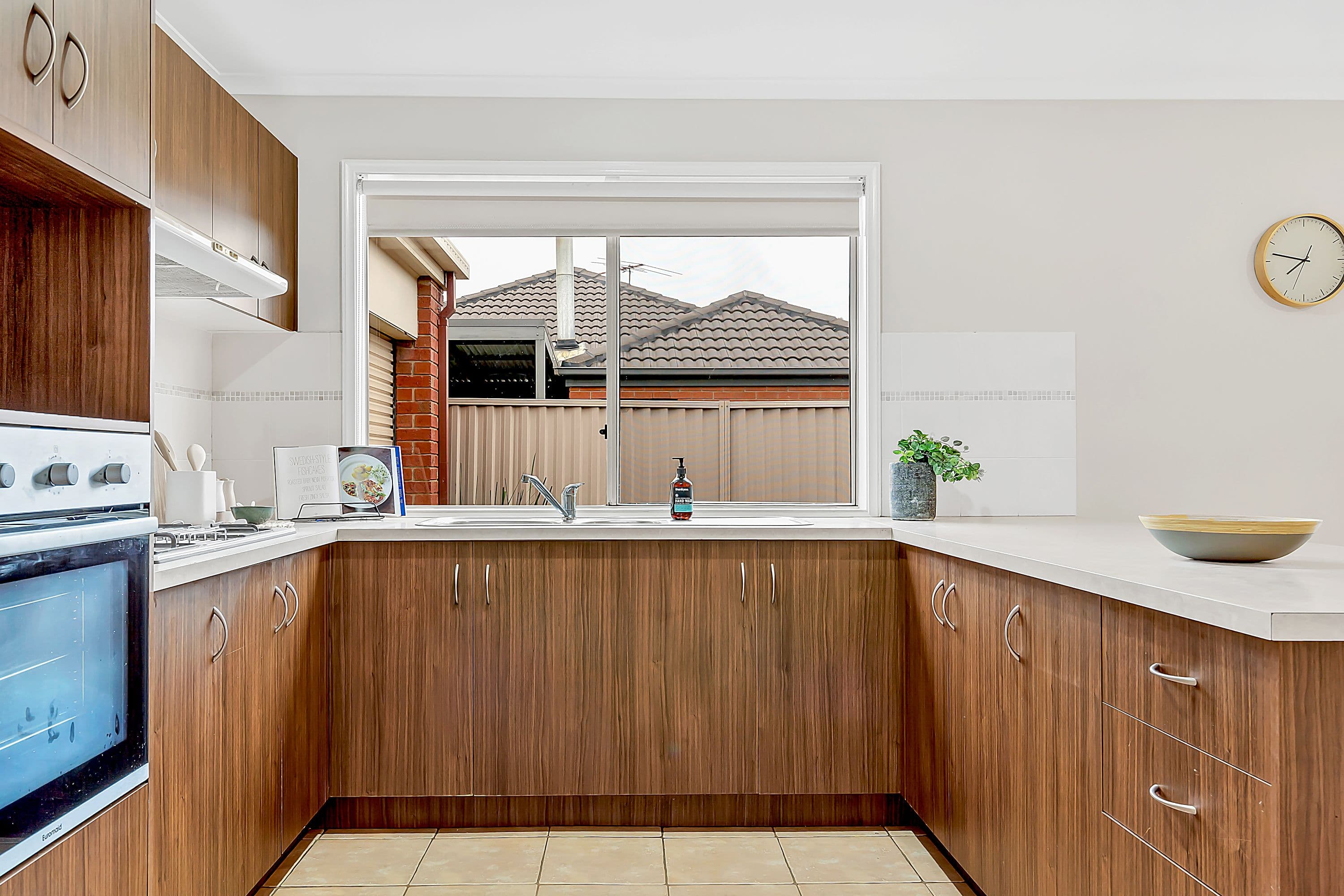 29 Bowral Loop, Craigieburn VIC 3064, Craigieburn - Thumbnail 4