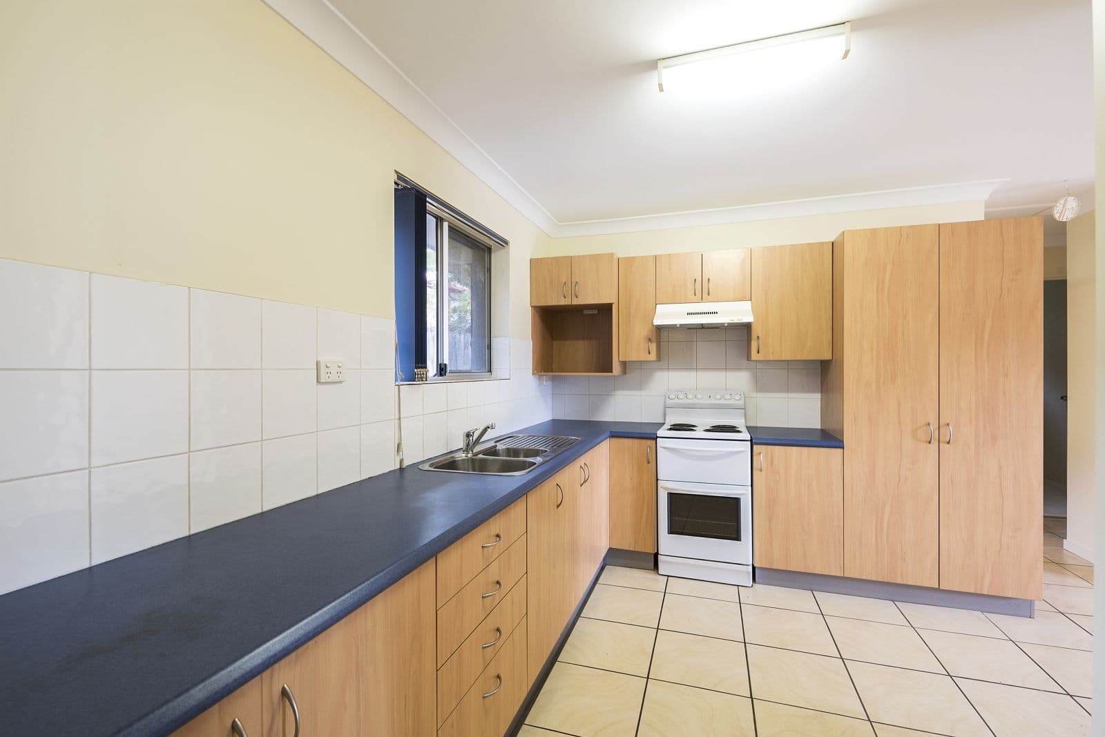 19 John Street, Redcliffe QLD 4020, Redcliffe - Thumbnail 3
