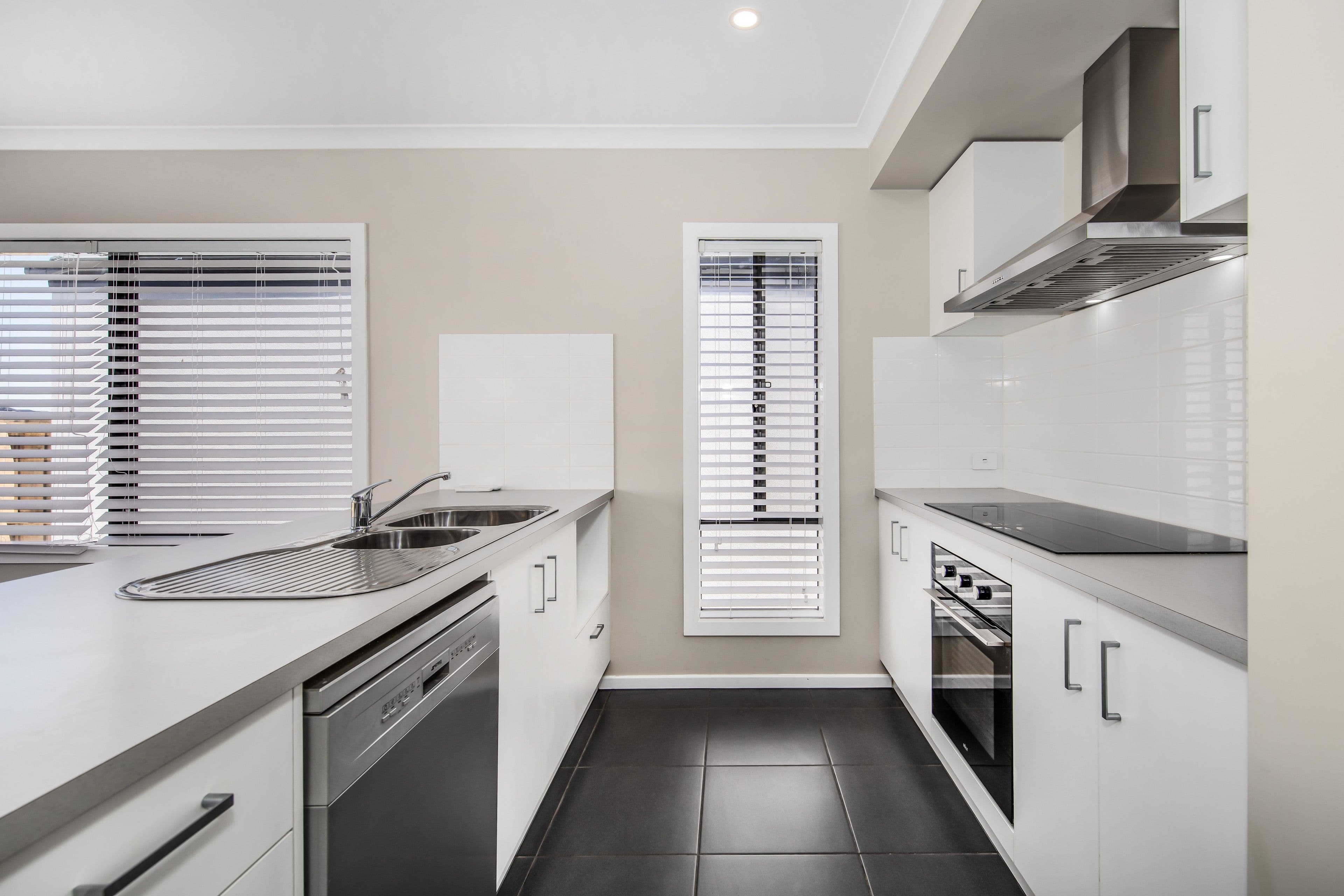 23 Vilana Drive, Sunbury VIC 3429, Sunbury - Thumbnail 6
