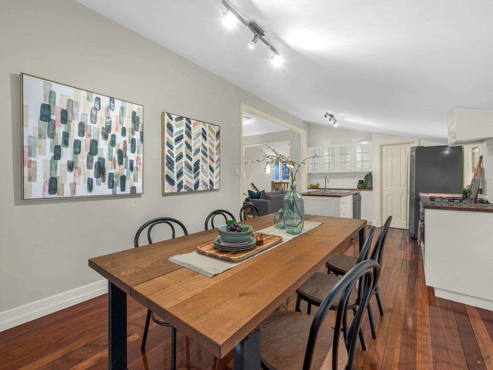 15 Darreen Street, Greenslopes QLD 4120, Greenslopes - Thumbnail 2