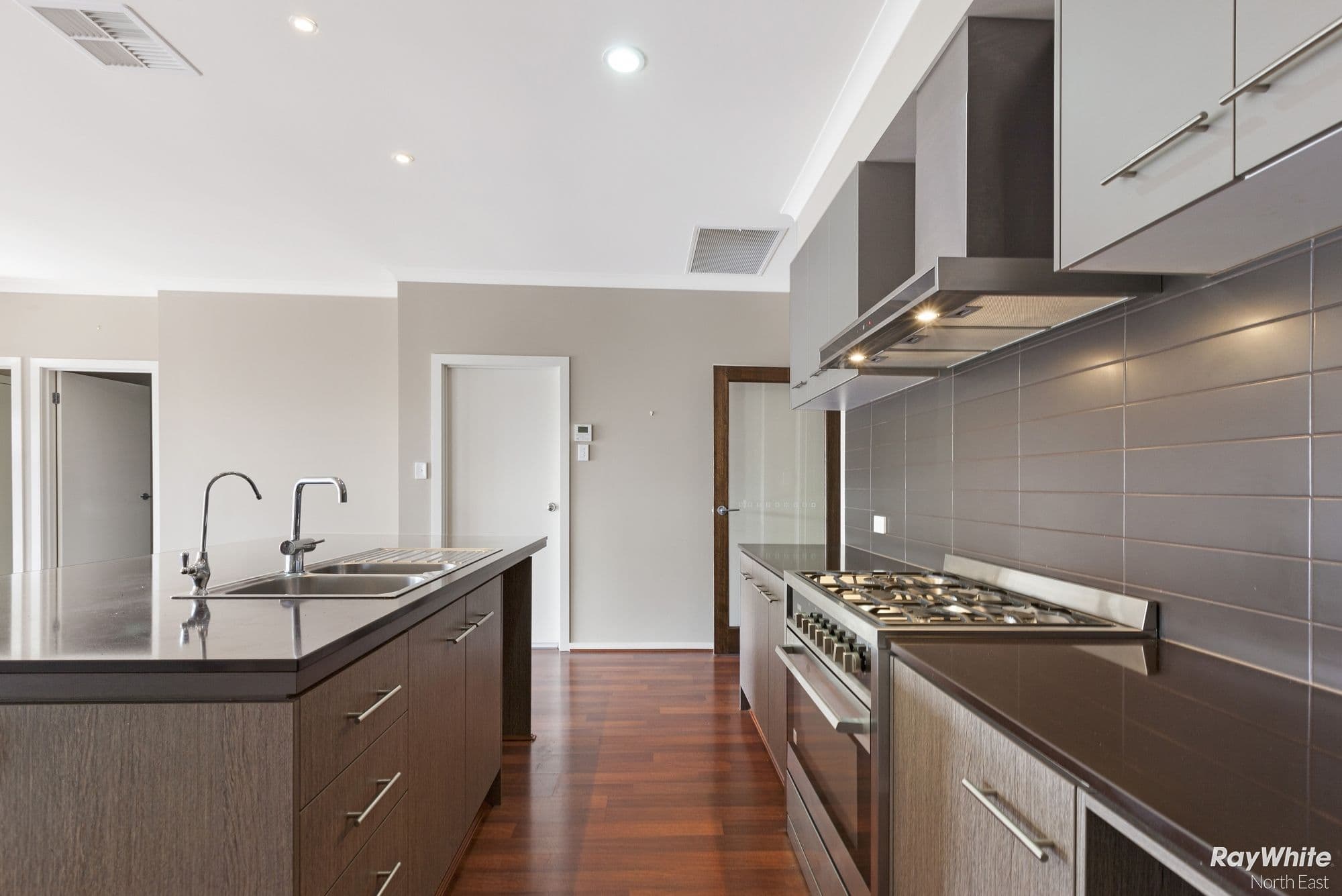 13 Jabez Way, Blakeview SA 5114, Blakeview - Thumbnail 2
