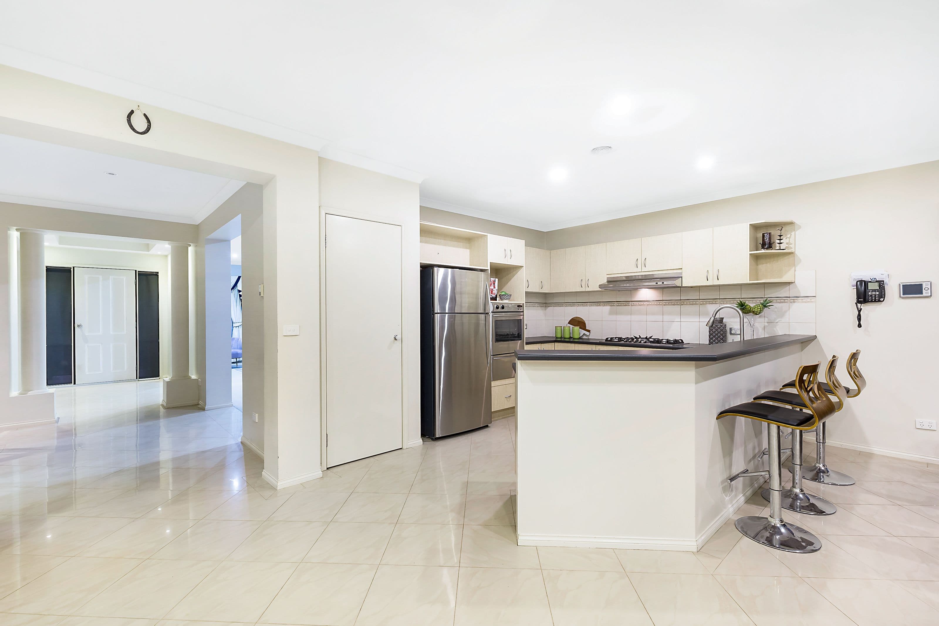 24 Arlington Drive, Glen Waverley VIC 3150, Glen Waverley - Thumbnail 5