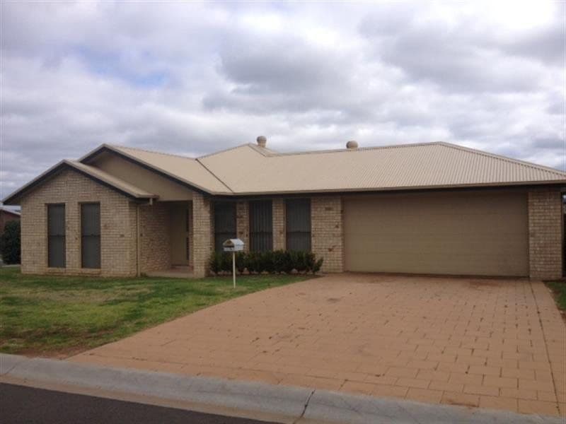 23A Dunheved Circle, Dubbo NSW 2830, Dubbo - Image 1