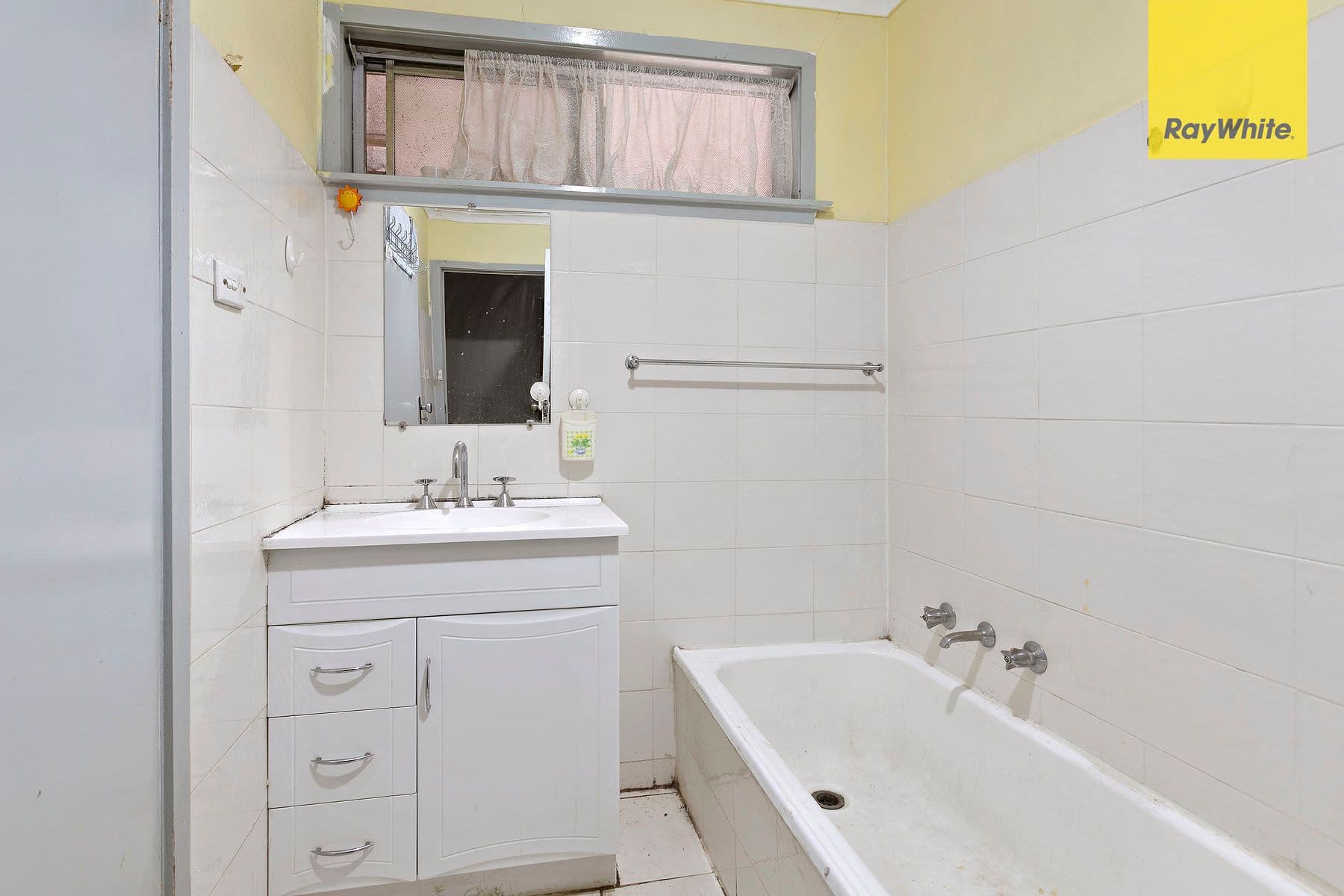 13 Pickersgill Avenue, Sunshine West VIC 3020, Sunshine West - Thumbnail 4