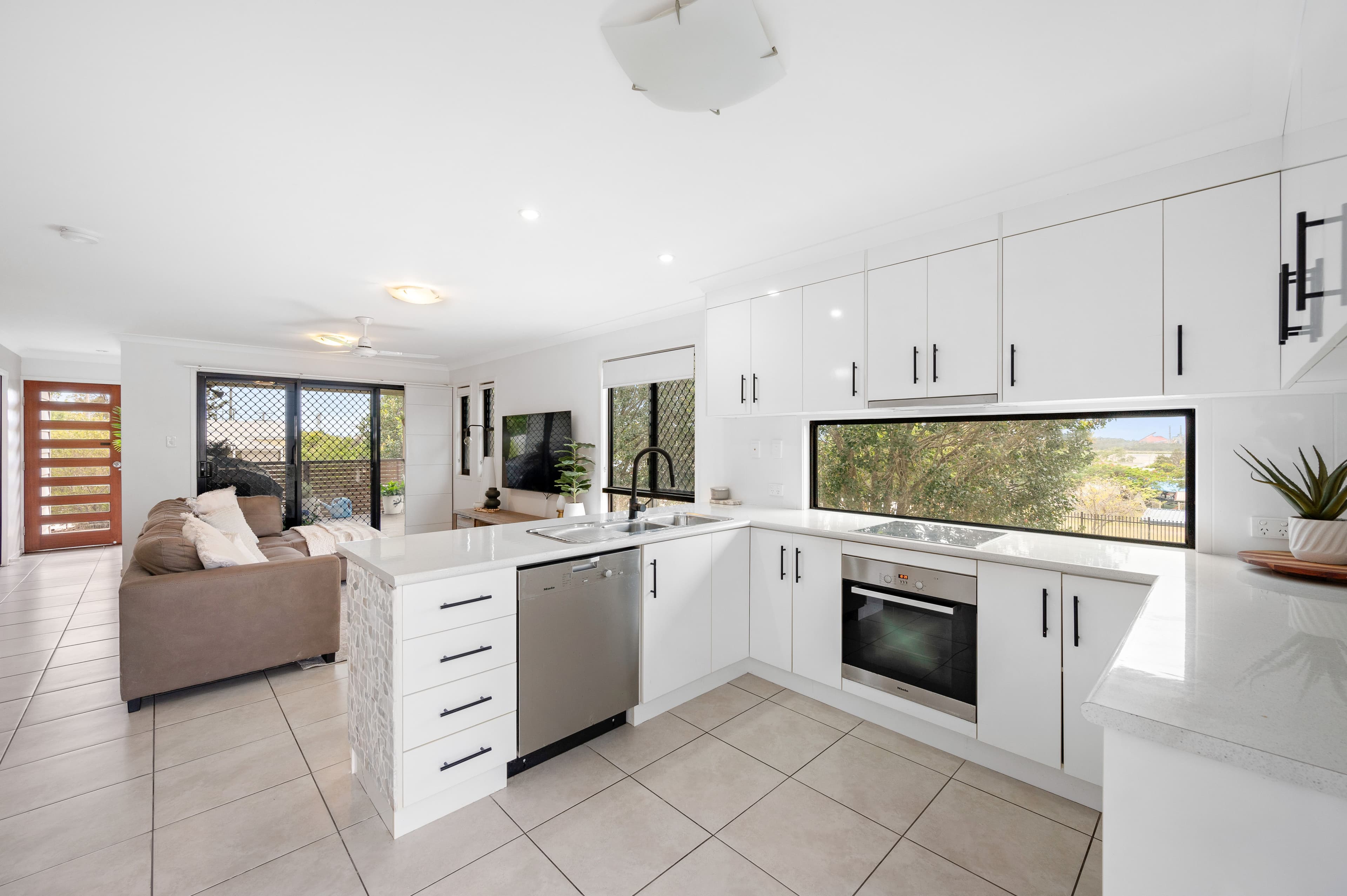 29 Ann Street, South Gladstone QLD 4680, South Gladstone - Thumbnail 3