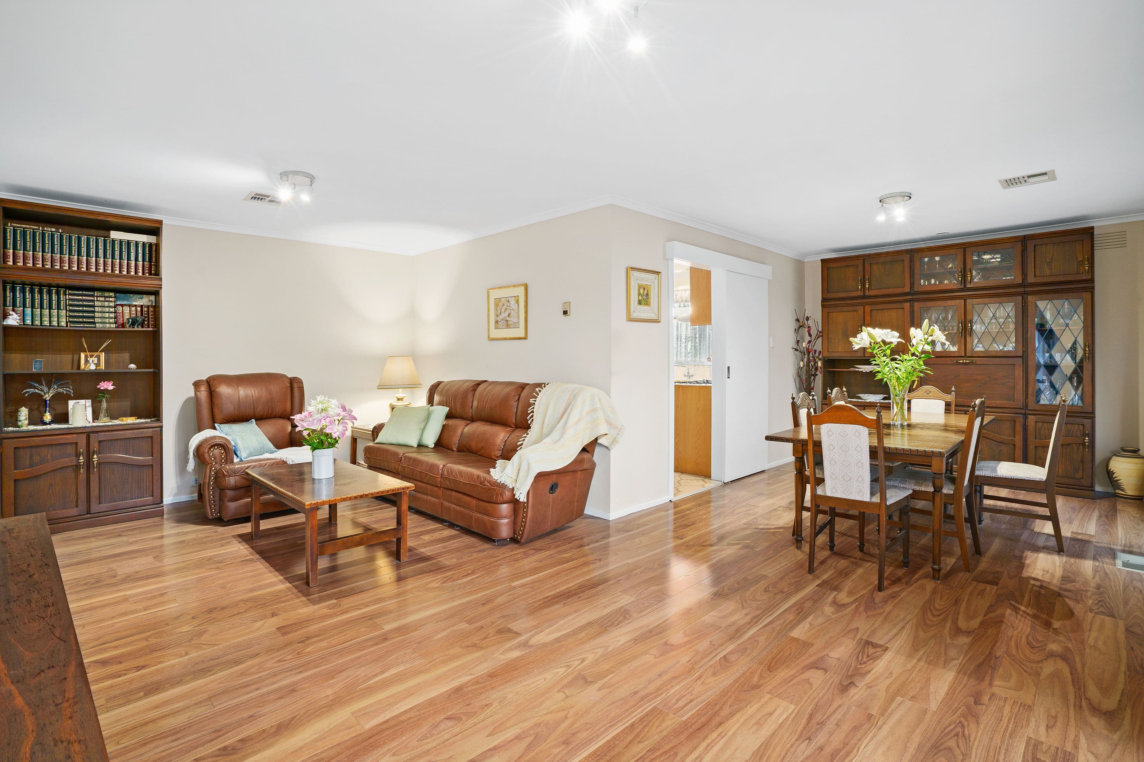 7 Ebony Drive, Bundoora VIC 3083, Bundoora - Thumbnail 2
