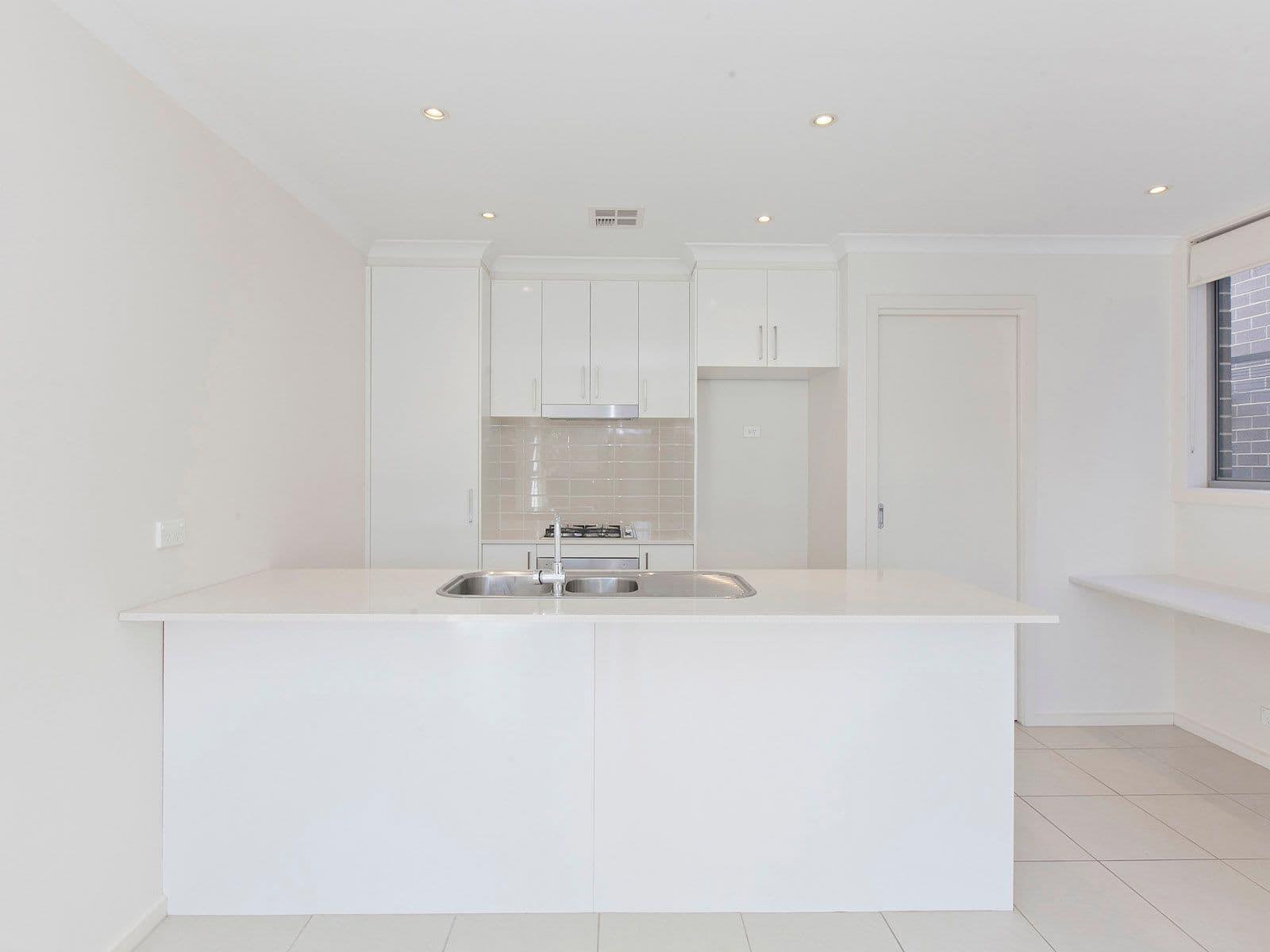 3/48 Pearson Street, Holder ACT 2611, Holder - Thumbnail 2