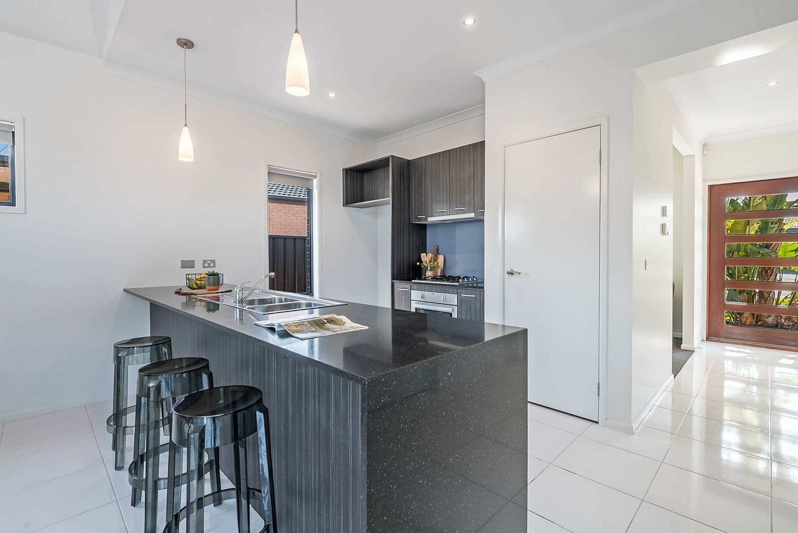39 Burrora Way, Craigieburn VIC 3064, Craigieburn - Thumbnail 4