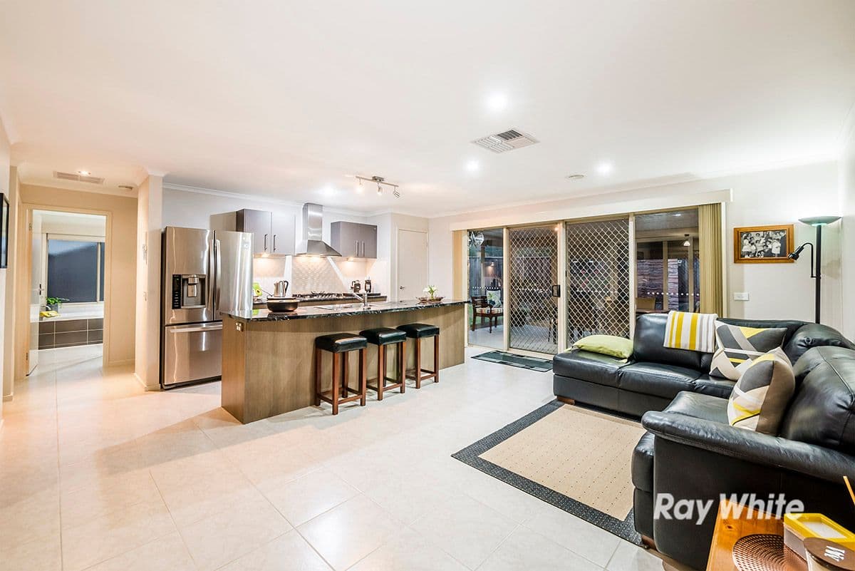 88 Pepperbush Circuit, Cranbourne VIC 3977, Cranbourne - Thumbnail 6