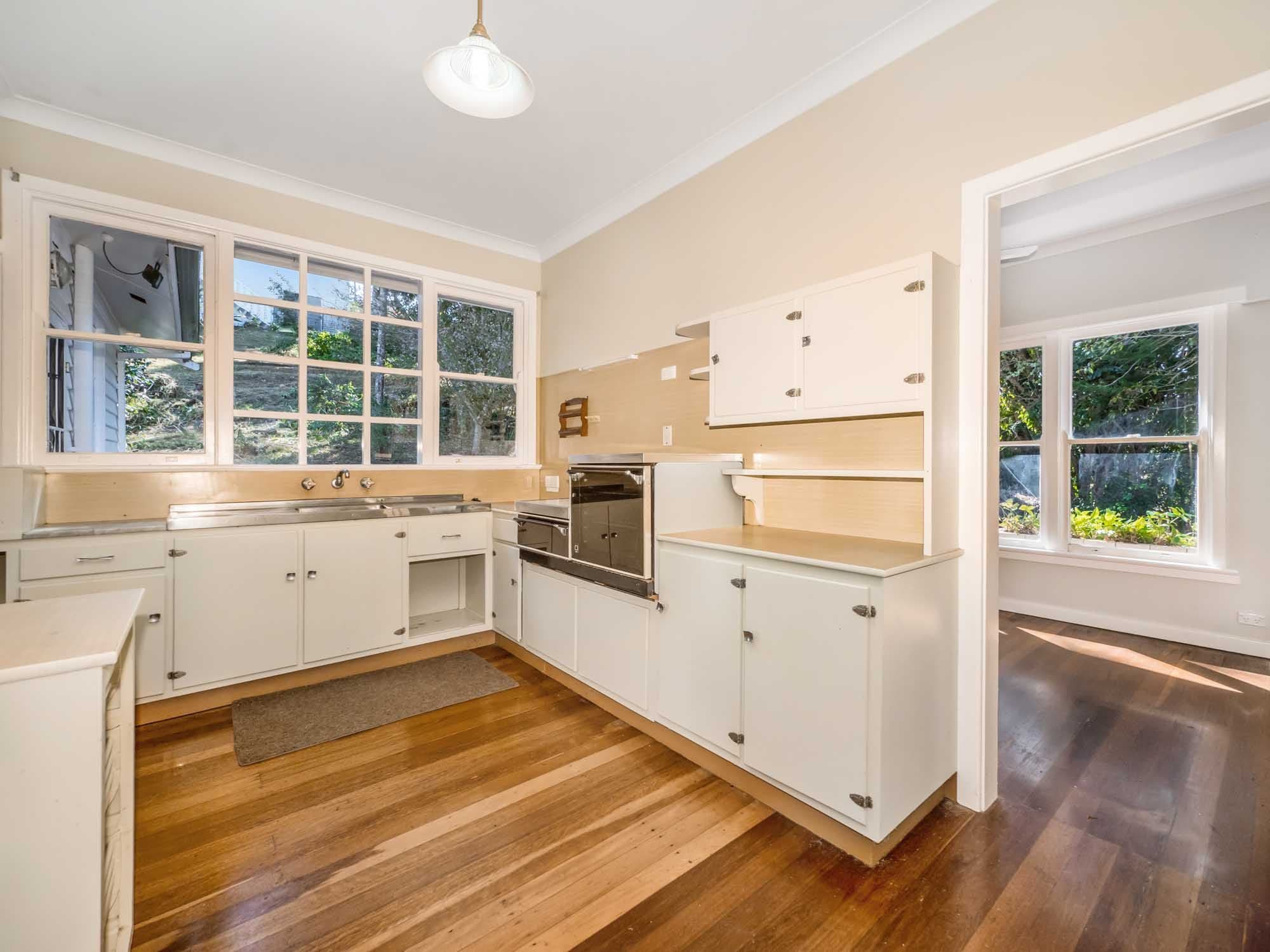 2 Showview Street, Girards Hill - Thumbnail 6