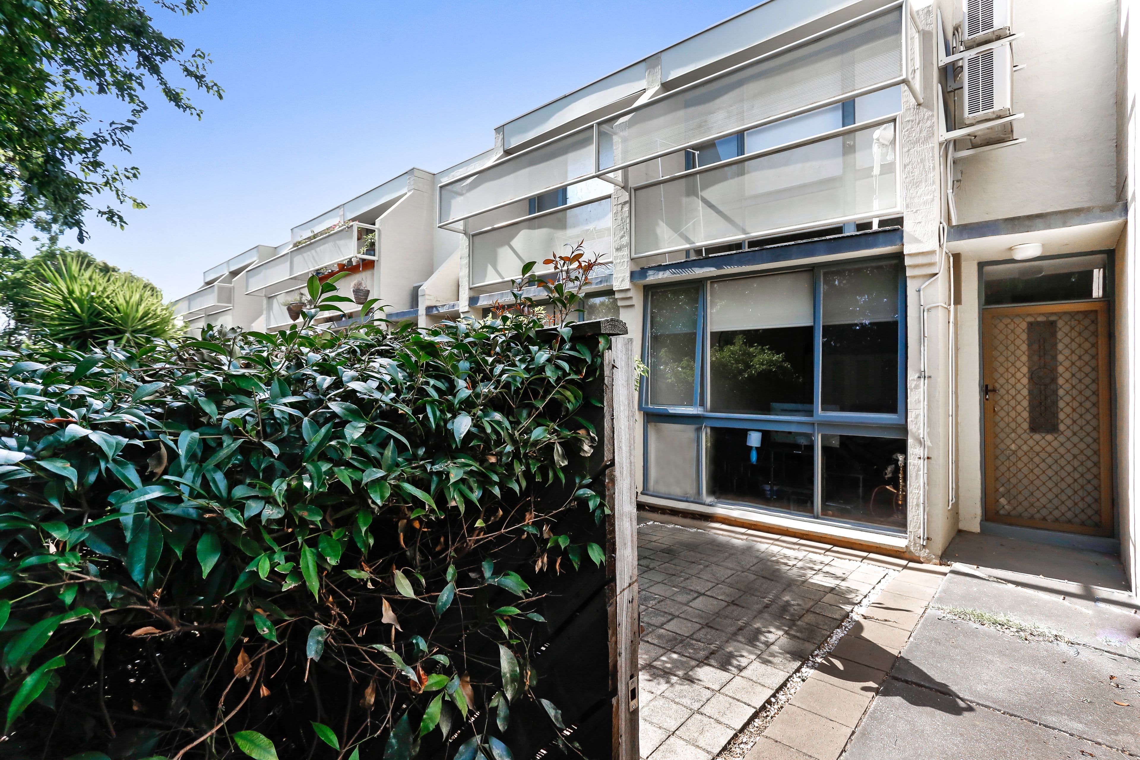 866 Pascoe Vale Road, Glenroy VIC 3046, Glenroy - Image 1