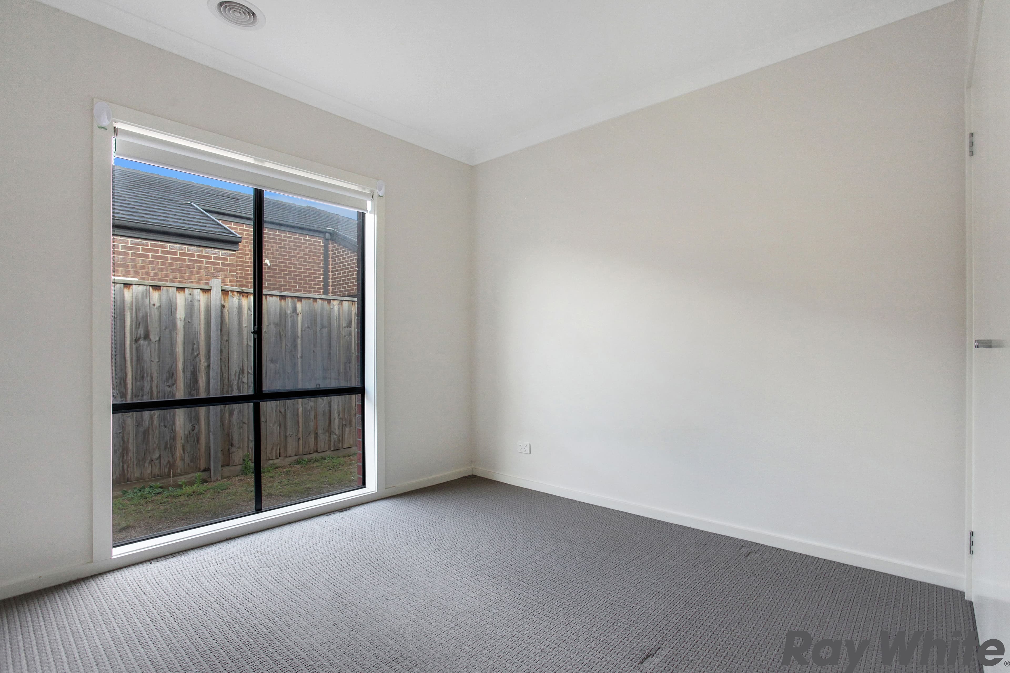 13 Daylily Drive, Keysborough VIC 3173, Keysborough - Thumbnail 2