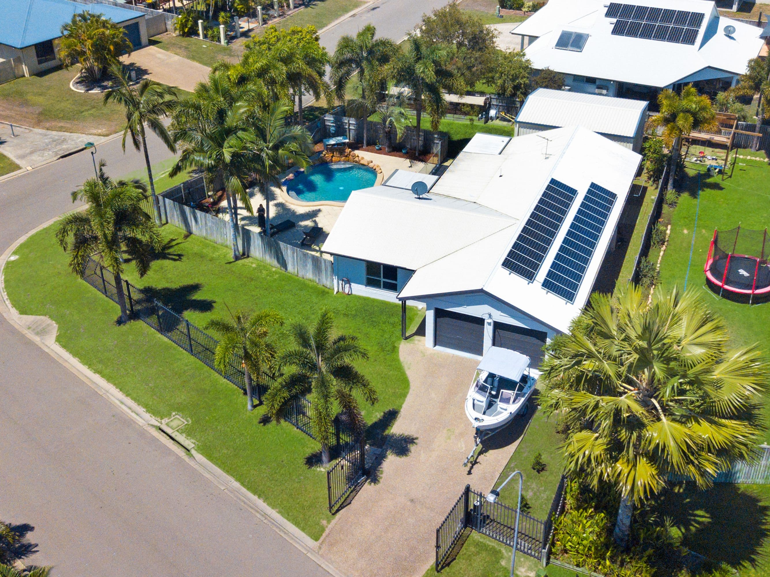 1 Donostia Crescent, Bushland Beach QLD 4818, Bushland Beach - Thumbnail 2