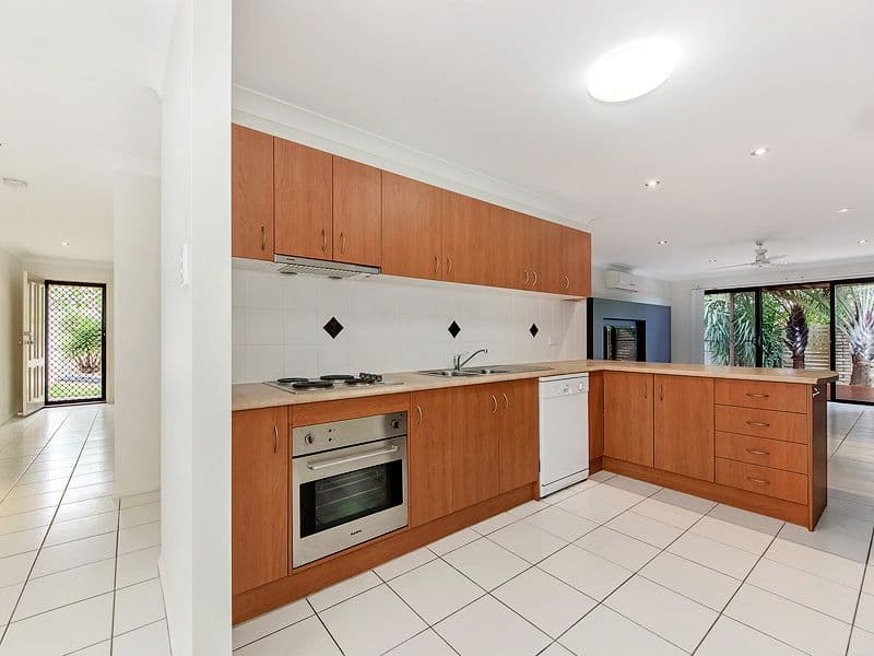 2 Serin Street, Upper Coomera QLD 4209, Upper Coomera - Thumbnail 8