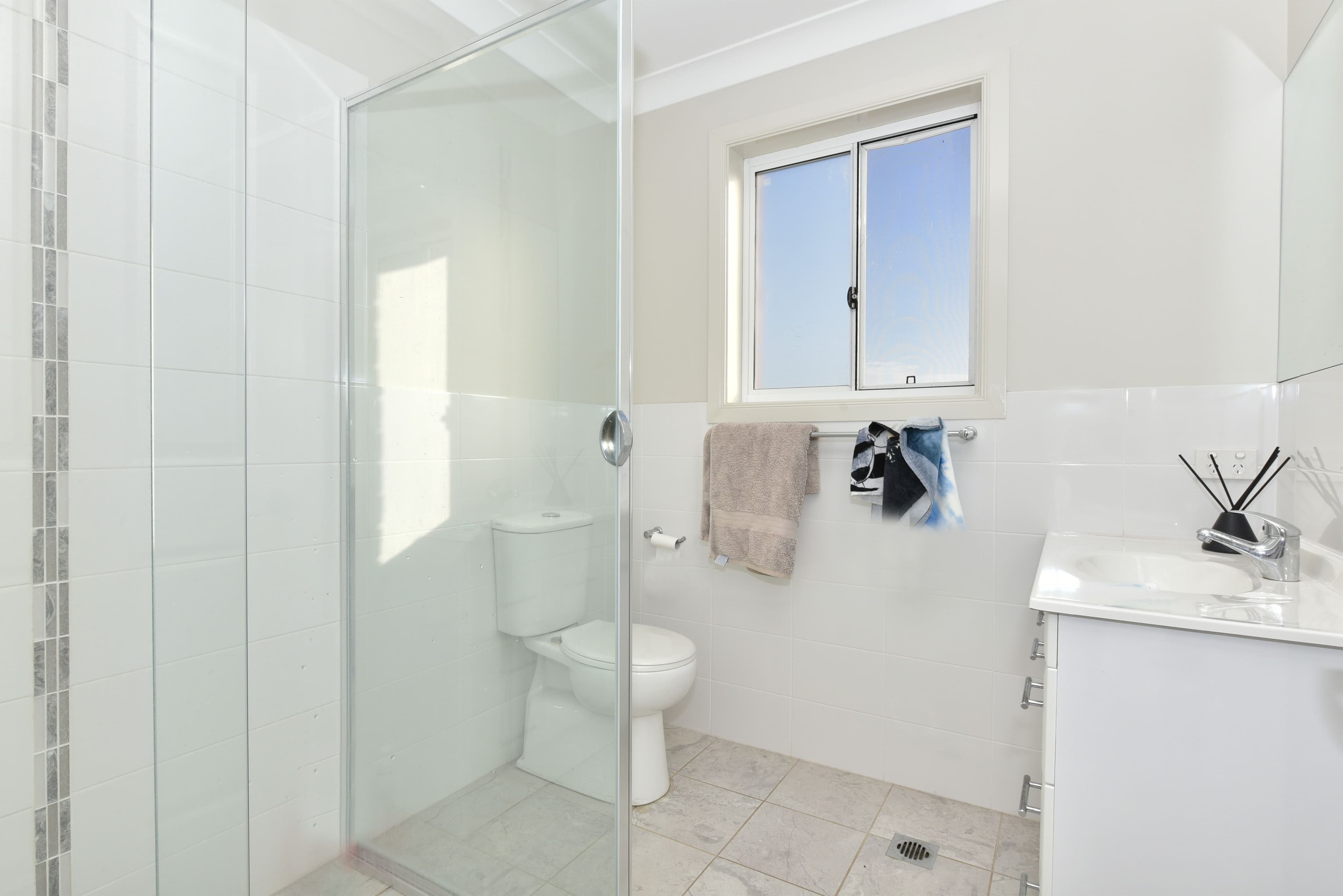2 Andrew Court, Rutherford - Thumbnail 7