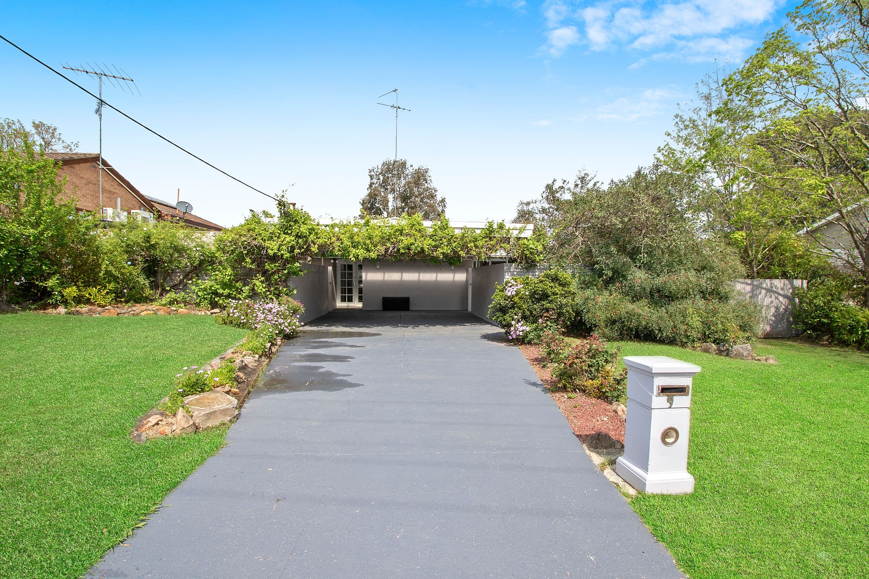 9 Michael Street, North Richmond - Thumbnail 2
