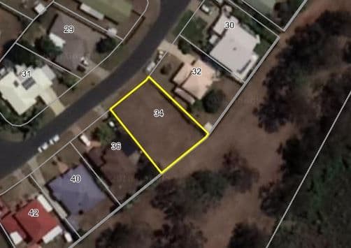 34 Foreshore Drive, Urangan QLD 4655, Urangan - Thumbnail 4