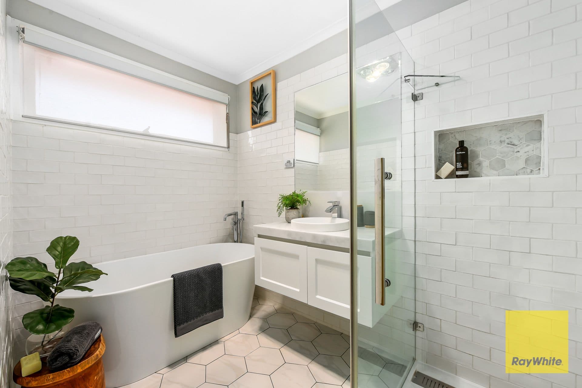 12 Ensay Court, Endeavour Hills VIC 3802, Endeavour Hills - Thumbnail 8