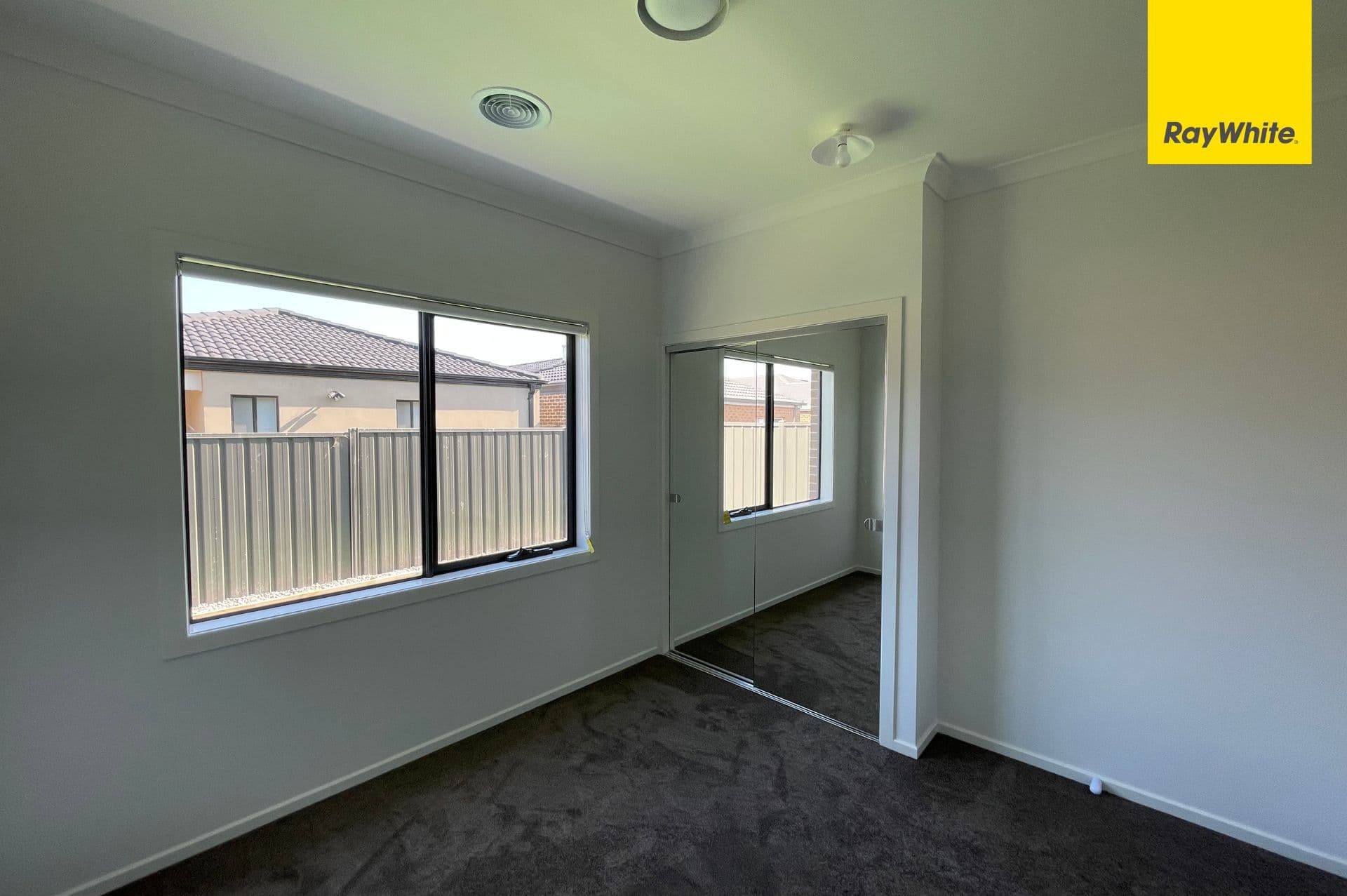 18 Saltaire Drive, Strathtulloh VIC 3338, Strathtulloh - Thumbnail 8