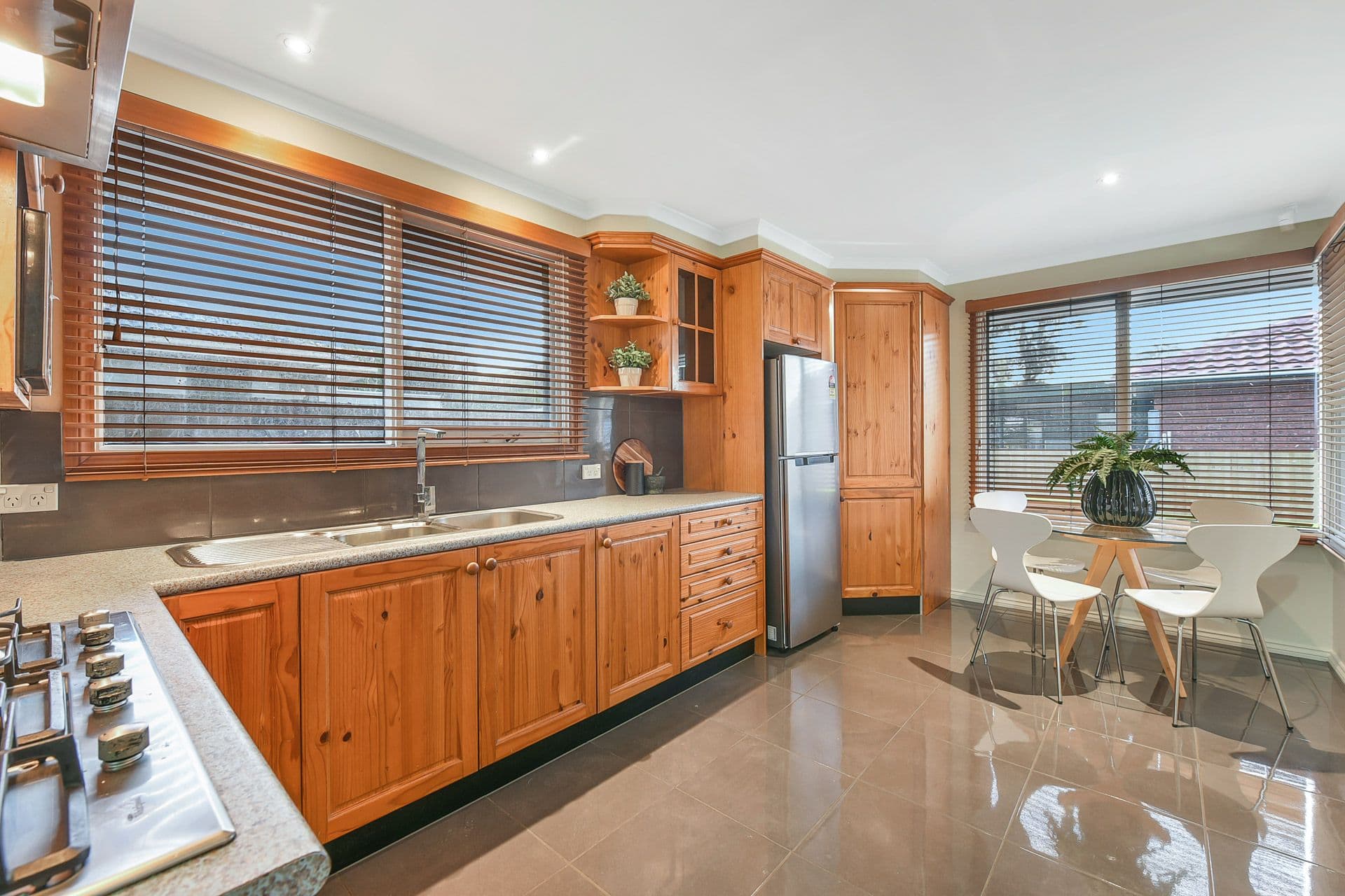 6 Garnet Court, Hampton Park VIC 3976, Hampton Park - Thumbnail 4