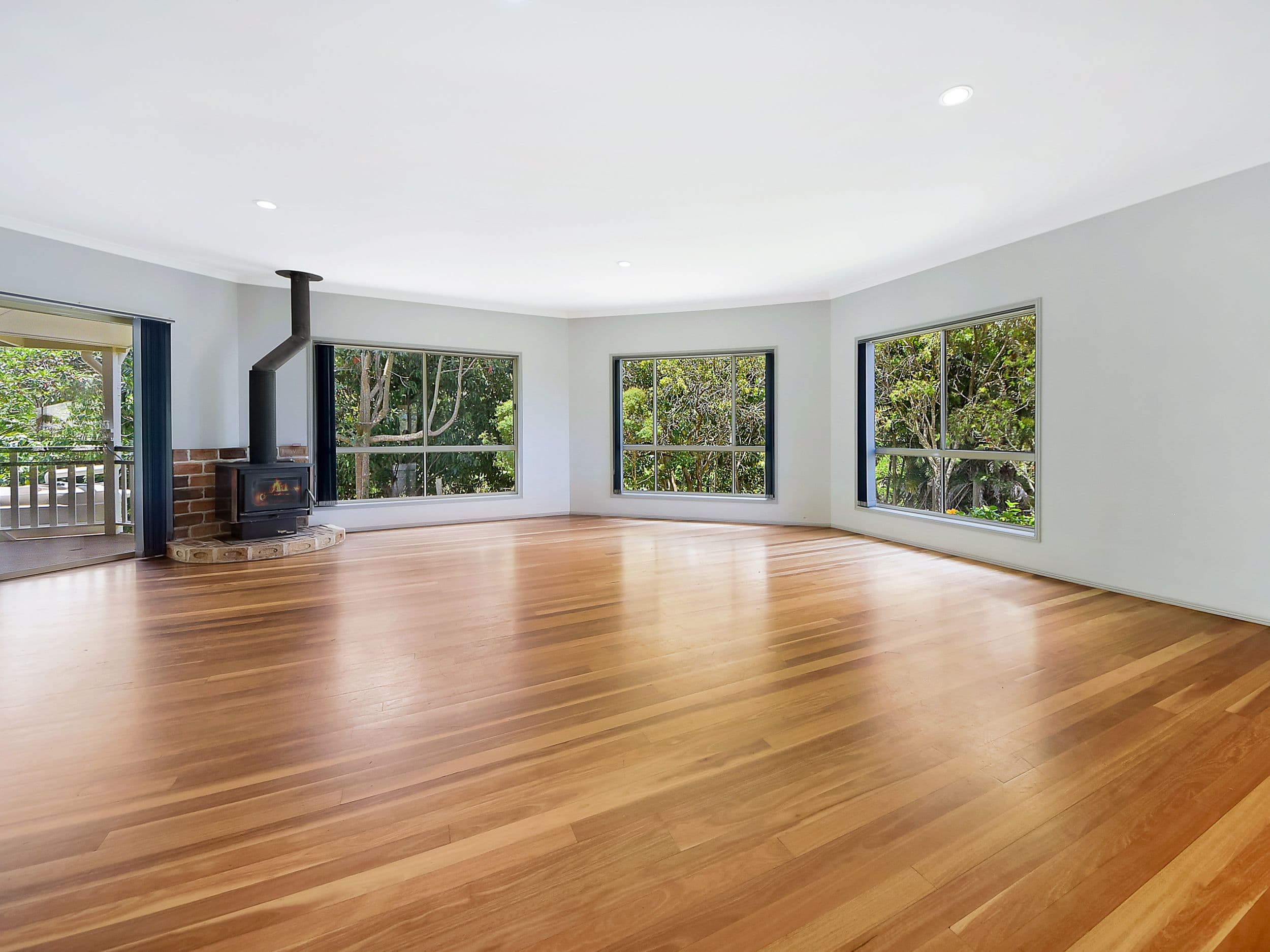 6 Woodfern Court, Samford Valley QLD 4520, Samford Valley - Thumbnail 2