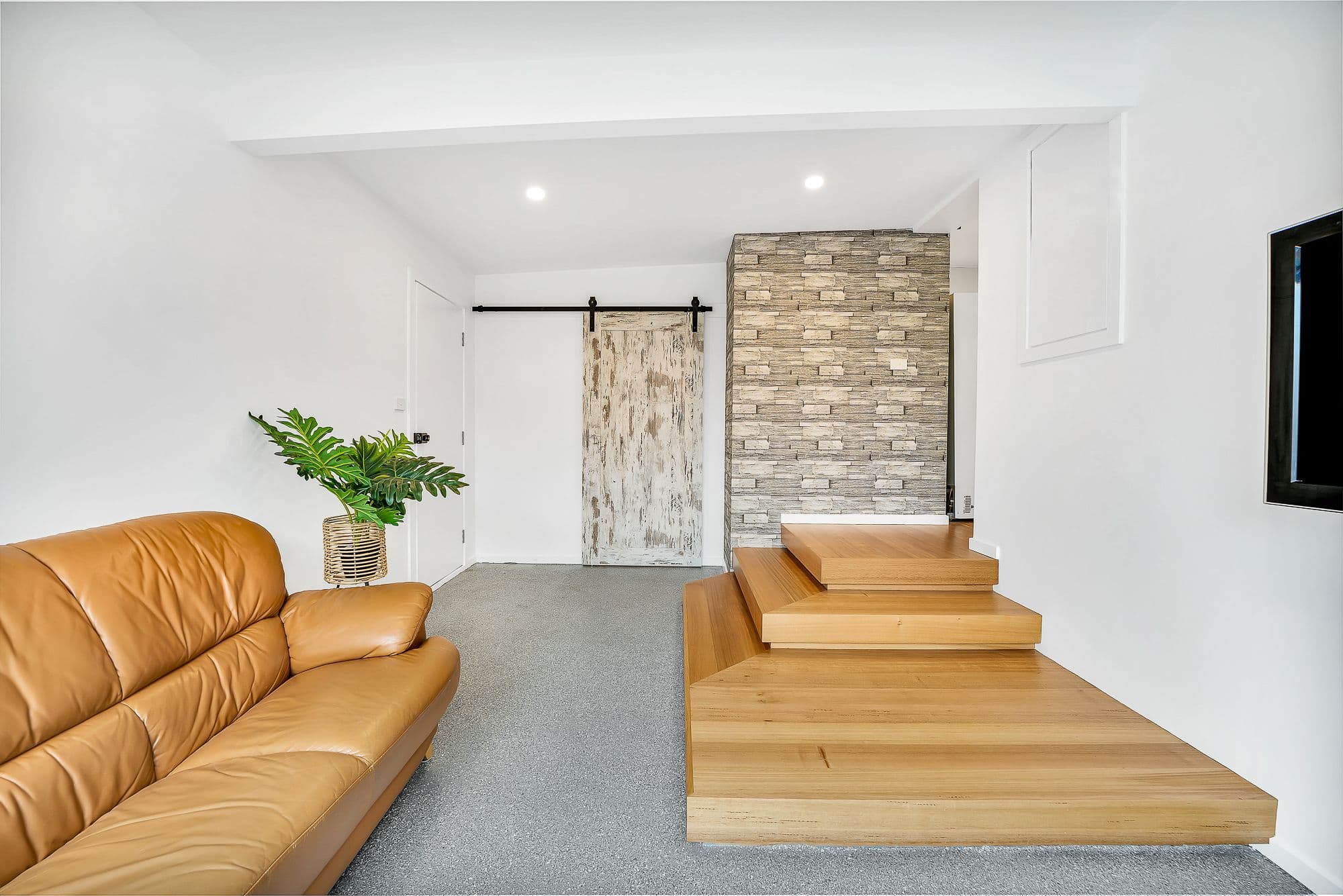 61 McHaffie Drive, Cowes VIC 3922, Cowes - Thumbnail 2