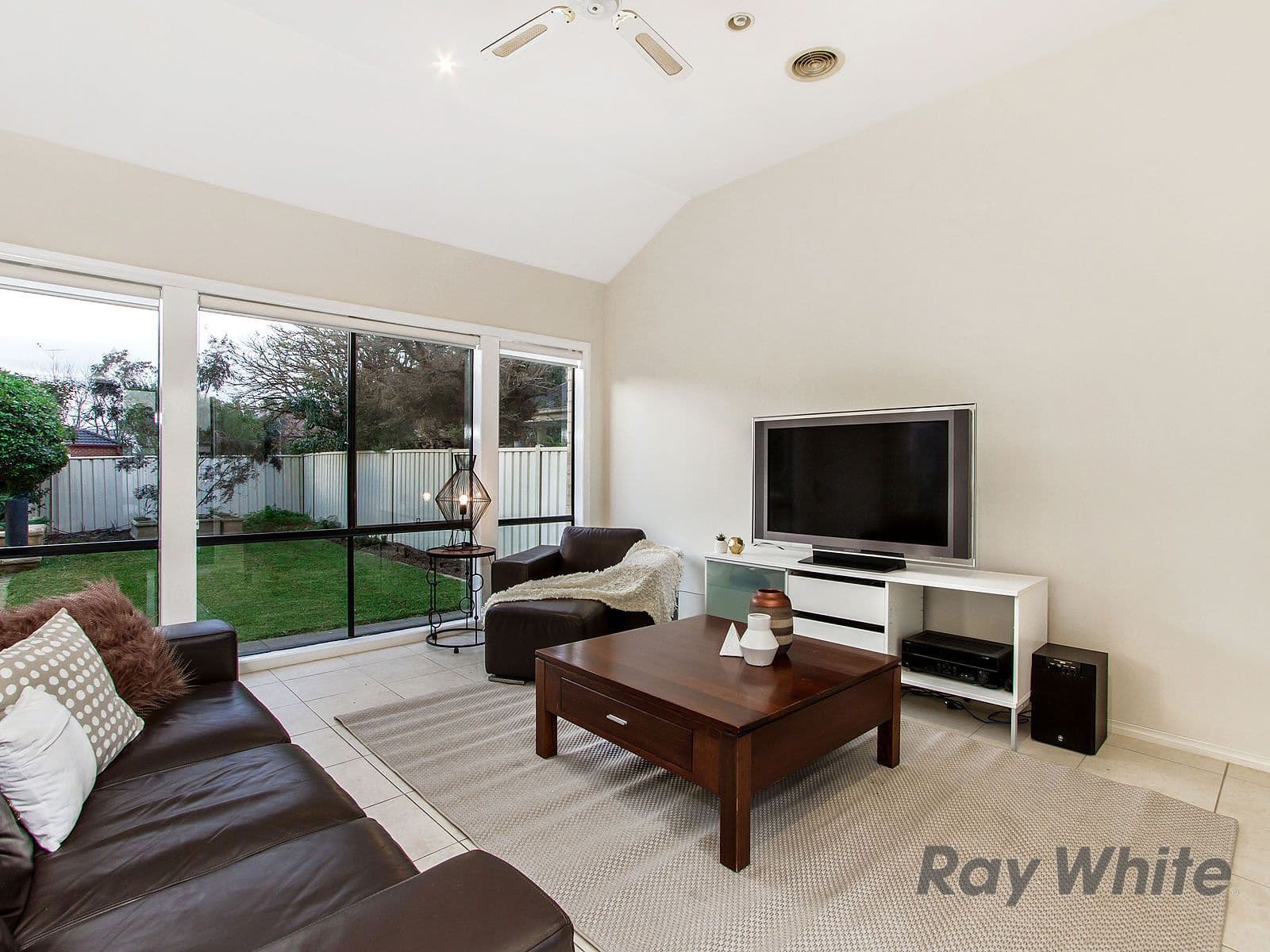 3 Eppalock Circuit, Caroline Springs VIC 3023, Caroline Springs - Thumbnail 6