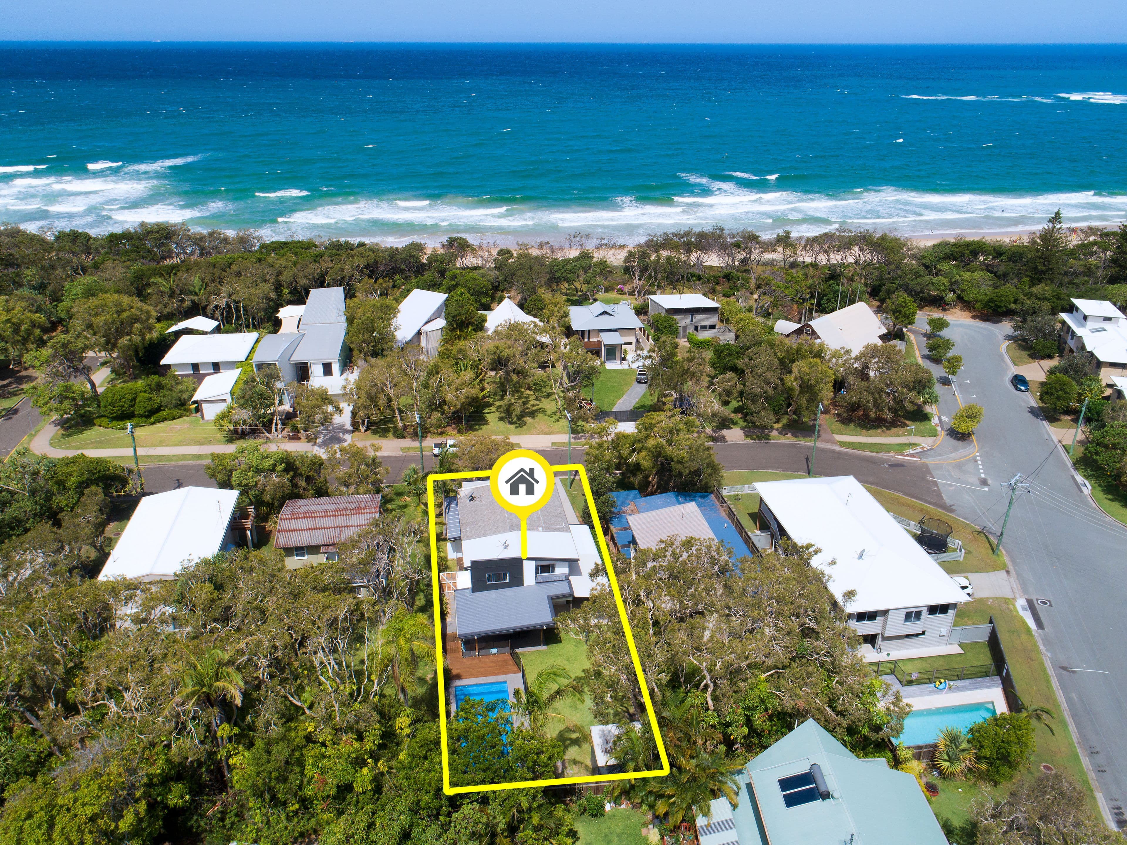 8 Ngungun Street, Dicky Beach QLD 4551, Dicky Beach - Thumbnail 3