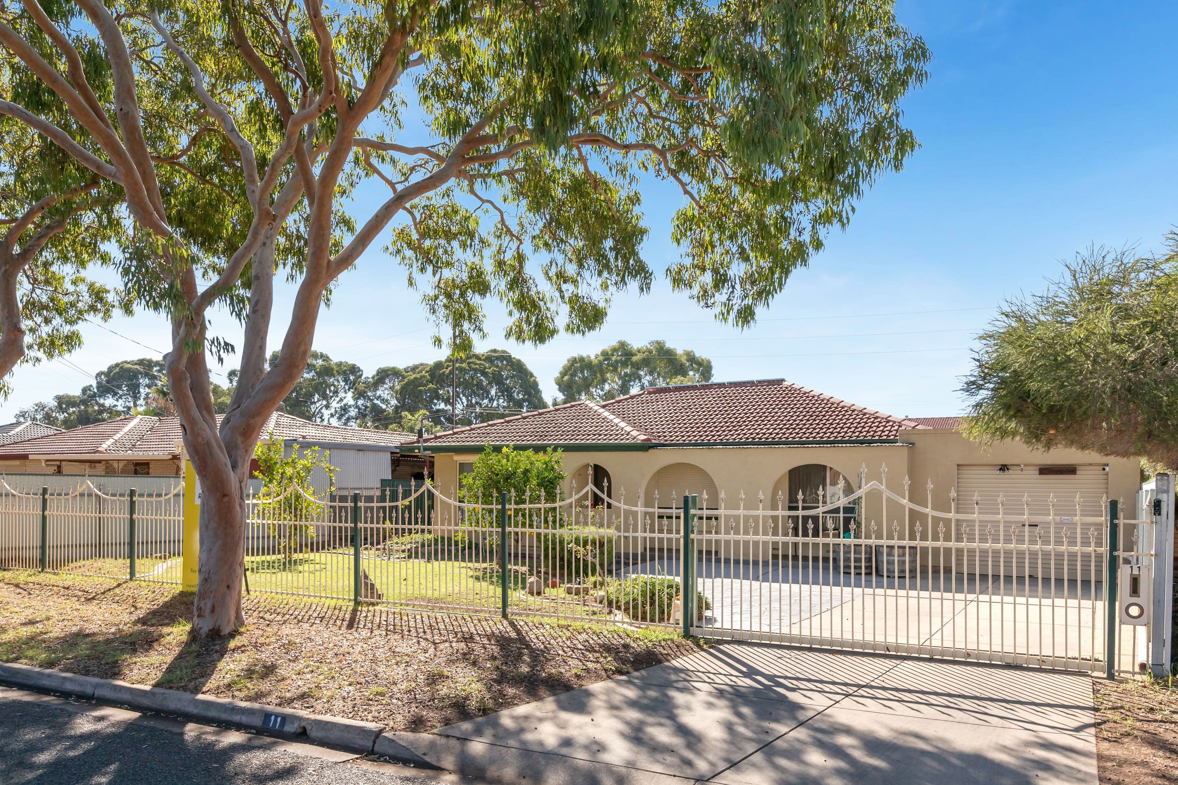 11 Walnut Avenue, Parafield Gardens SA 5107, Parafield Gardens - Image 1