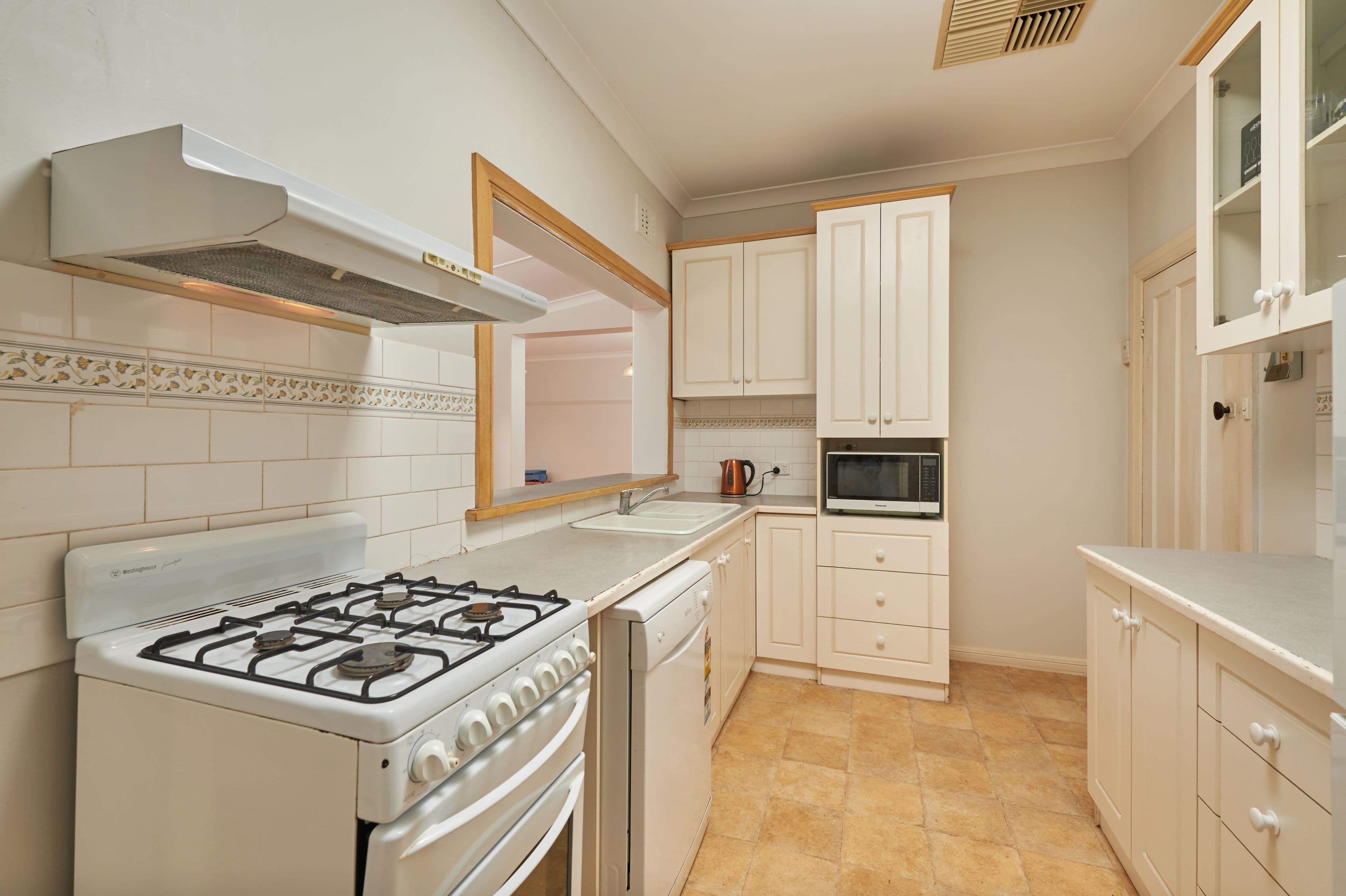 4 Sullivan Avenue, Wagga Wagga - Thumbnail 5