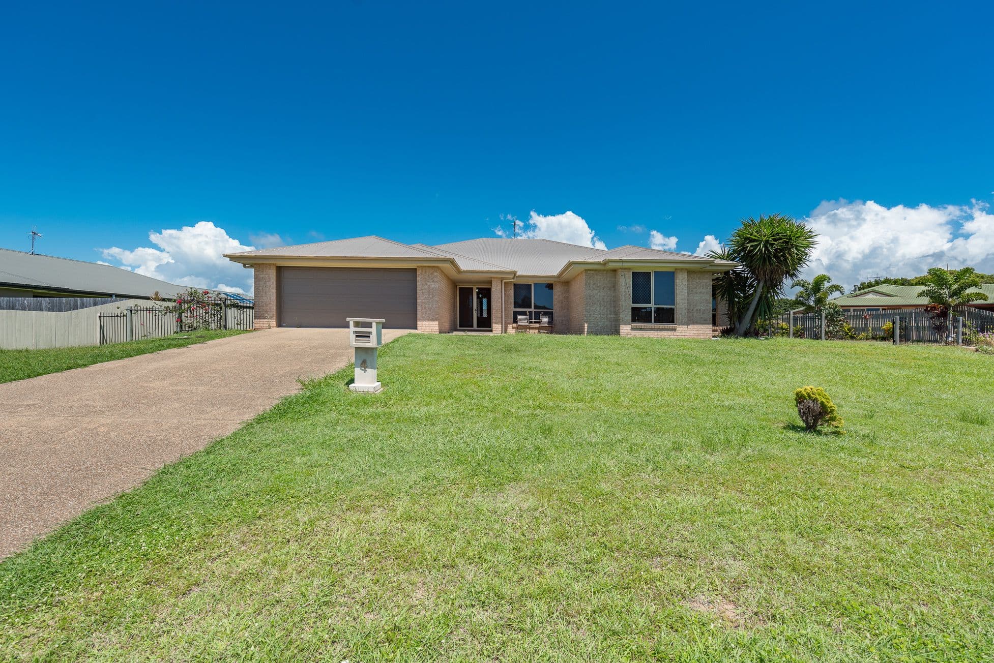 4 Davin Place, Coral Cove QLD 4670, Coral Cove - Image 1