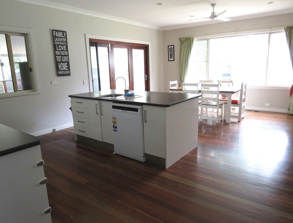 24 Freestone Road, Warwick QLD 4370, Warwick - Thumbnail 4