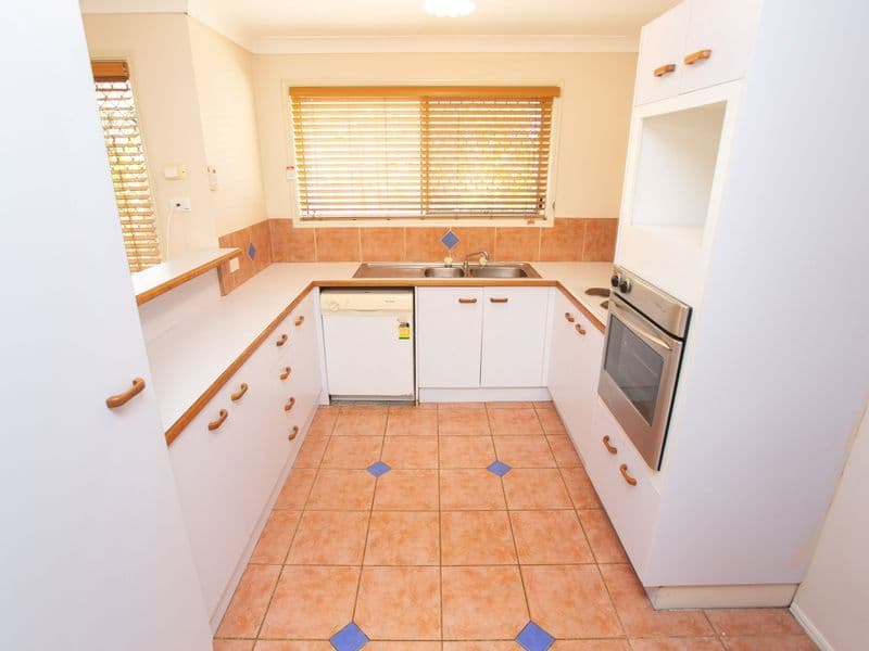 33 Edmund Rice Drive, Southport QLD 4215, Southport - Thumbnail 3