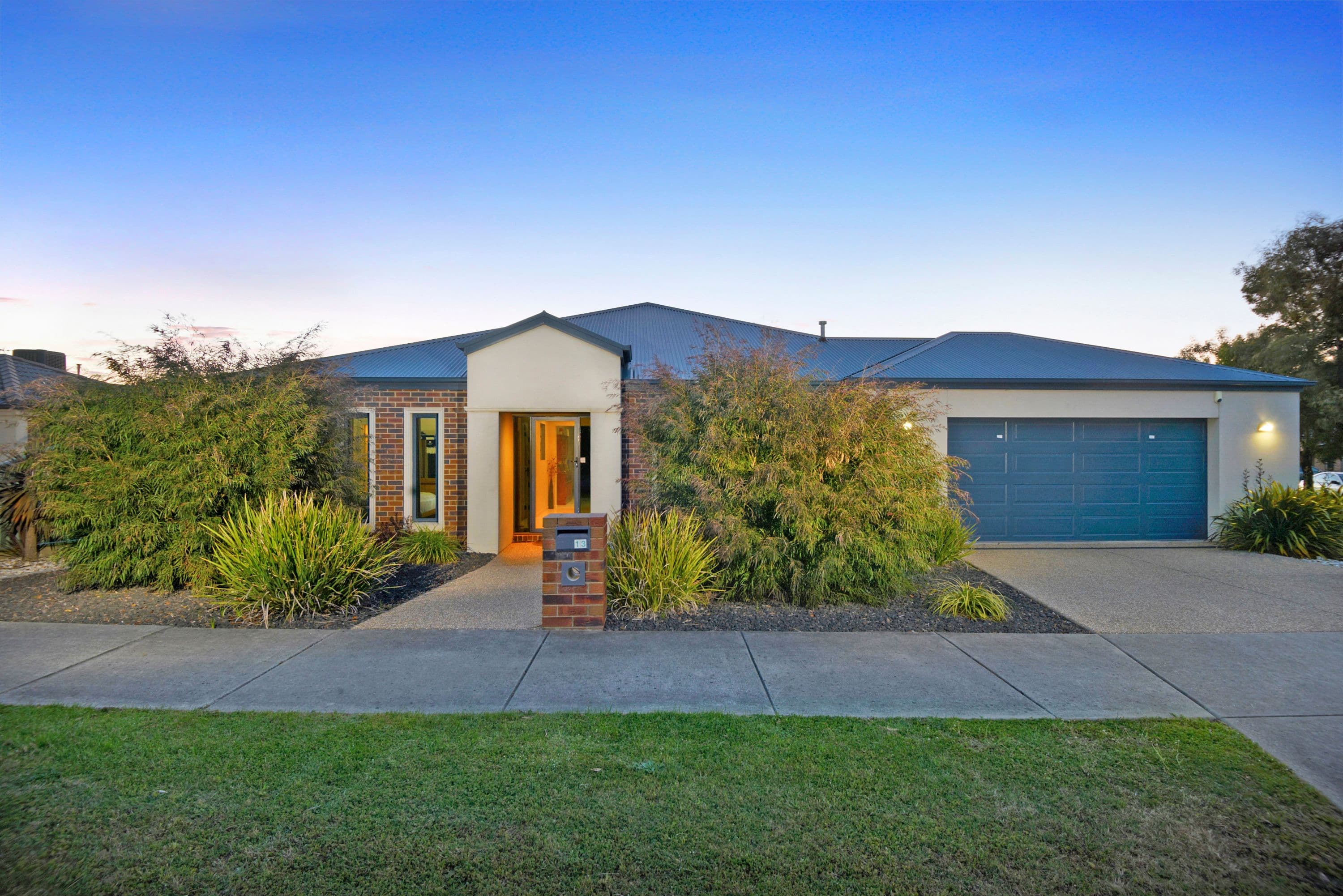 13 Platypus Drive, Mount Clear VIC 3350, Mount Clear - Thumbnail 2