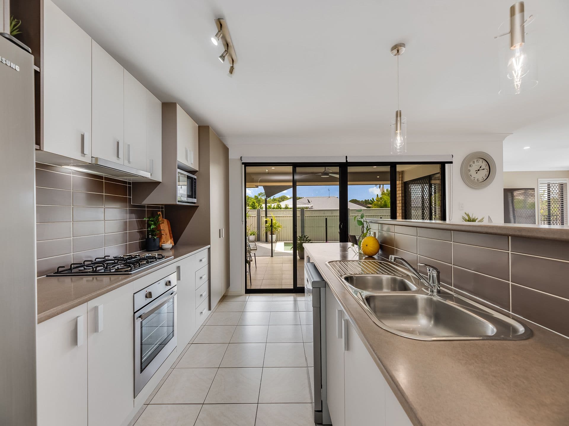 6 Peony Circuit, Little Mountain QLD 4551, Little Mountain - Thumbnail 5