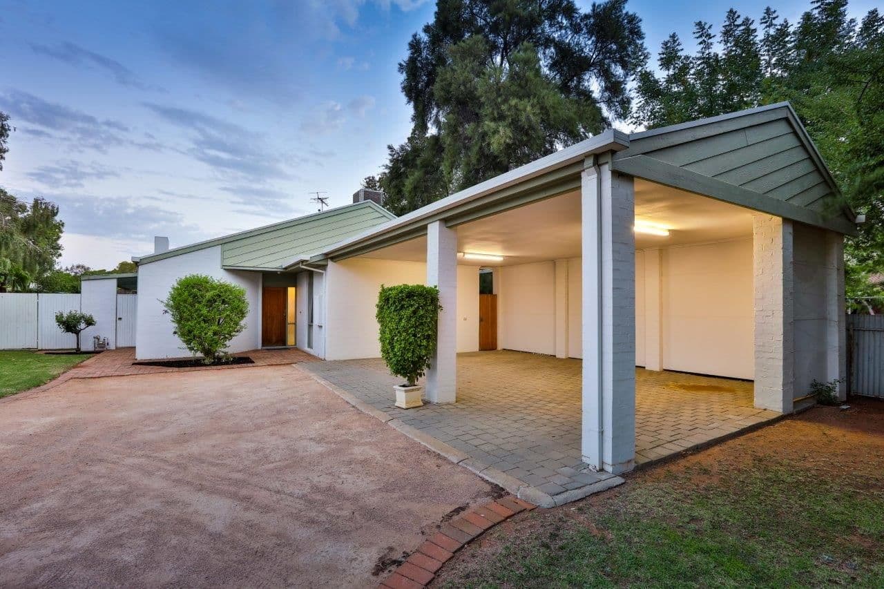 9 Massey Close, Mildura VIC 3500, Mildura - Thumbnail 3