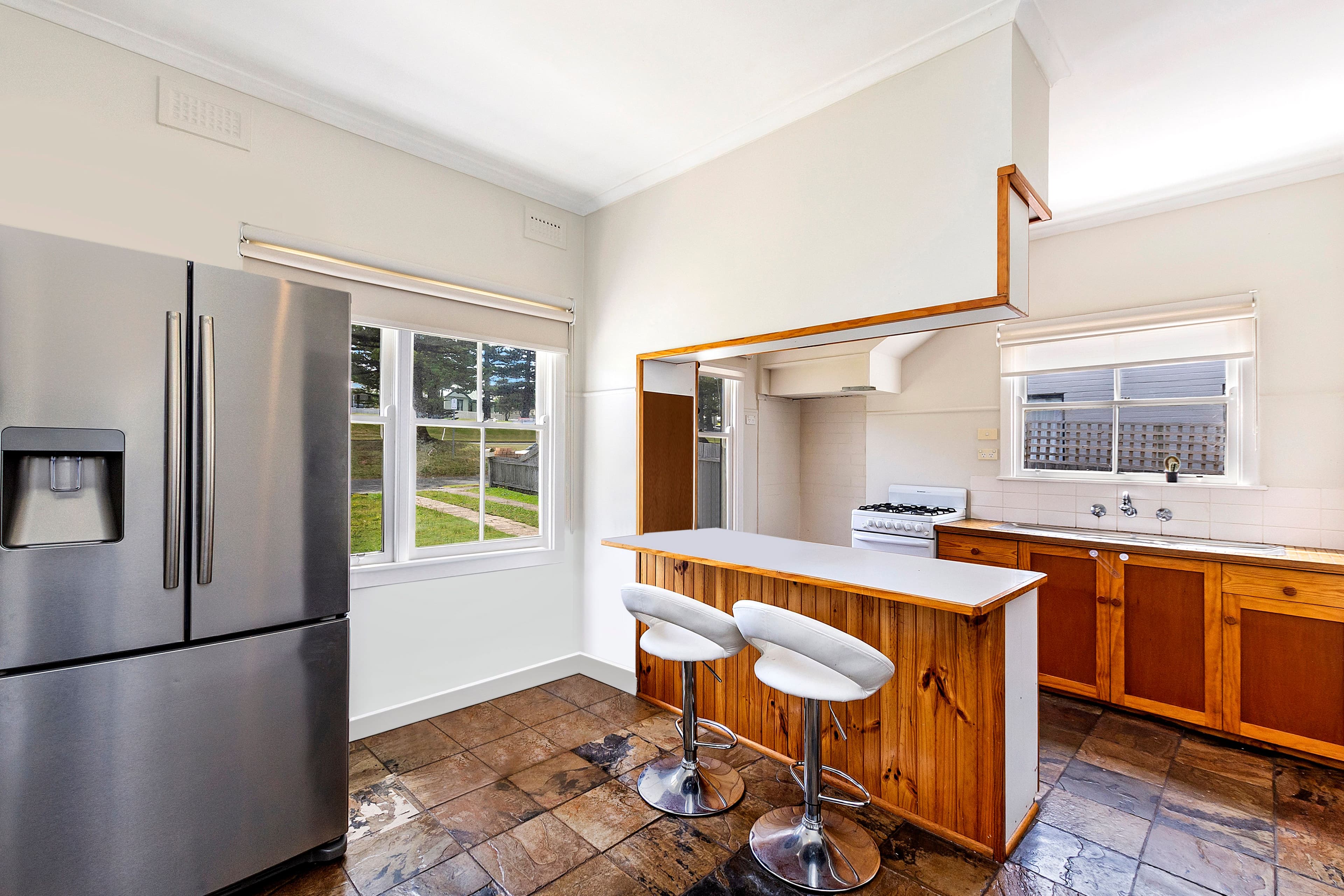 13 Lyndoch Avenue, Warrnambool VIC 3280, Warrnambool - Thumbnail 3
