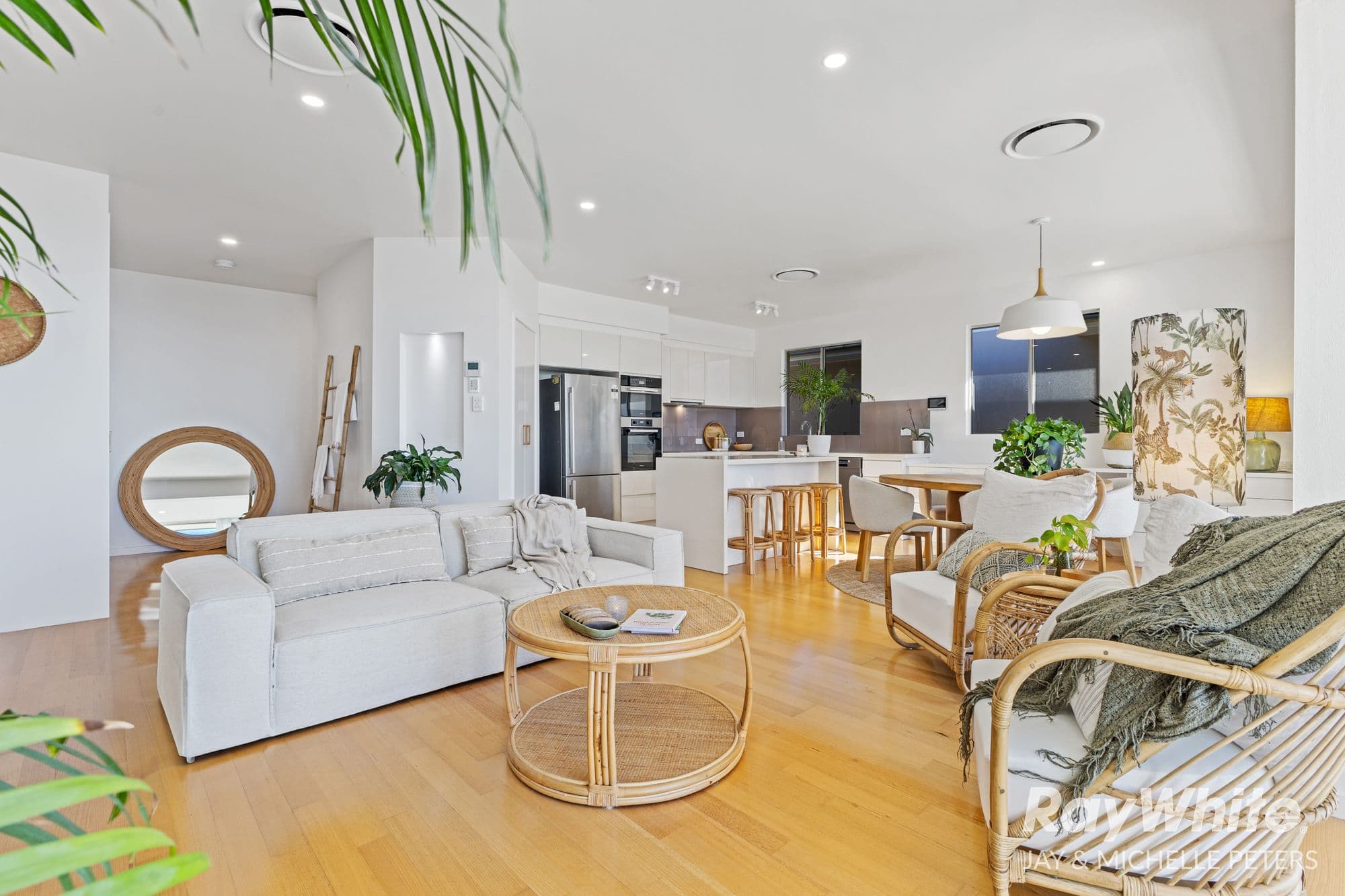 2 Queen Street, Scarborough QLD 4020, Scarborough - Thumbnail 5
