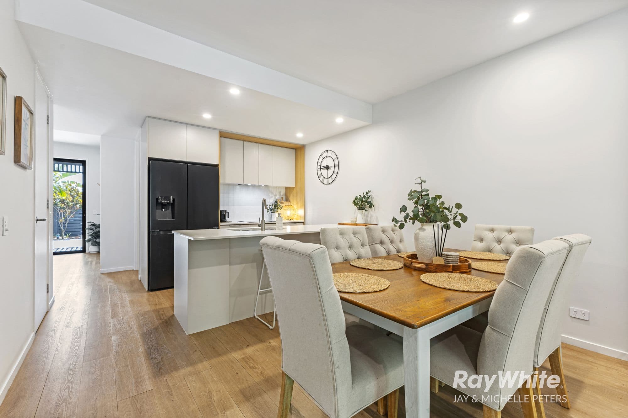 28 Cardinal Crescent, Newport - Thumbnail 5