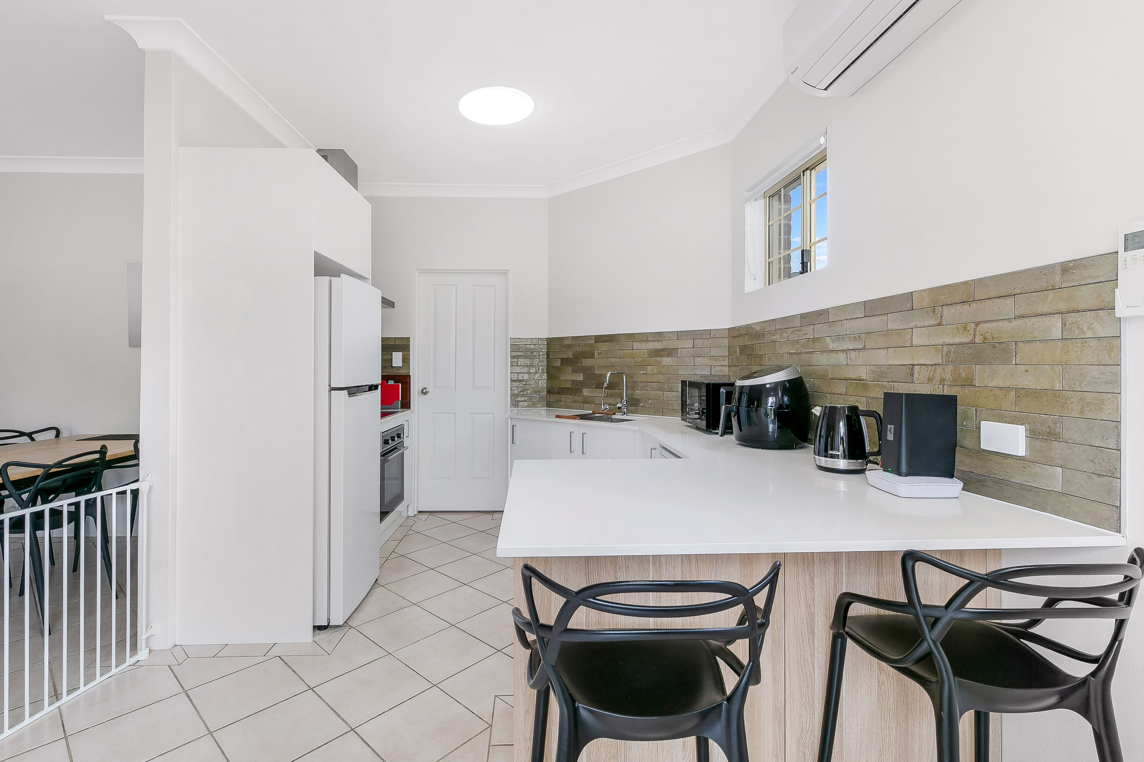 14 Kingston Avenue, Panania NSW 2213, Panania - Thumbnail 4