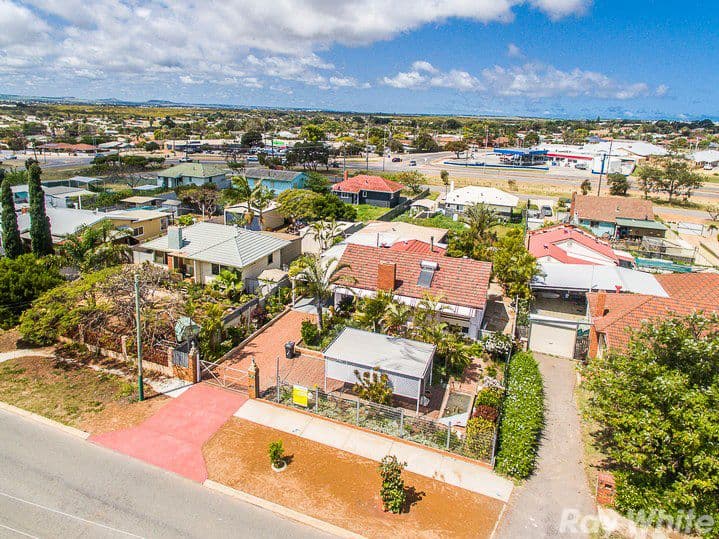 8 Lantana Street, Rangeway WA 6530, Rangeway - Thumbnail 4