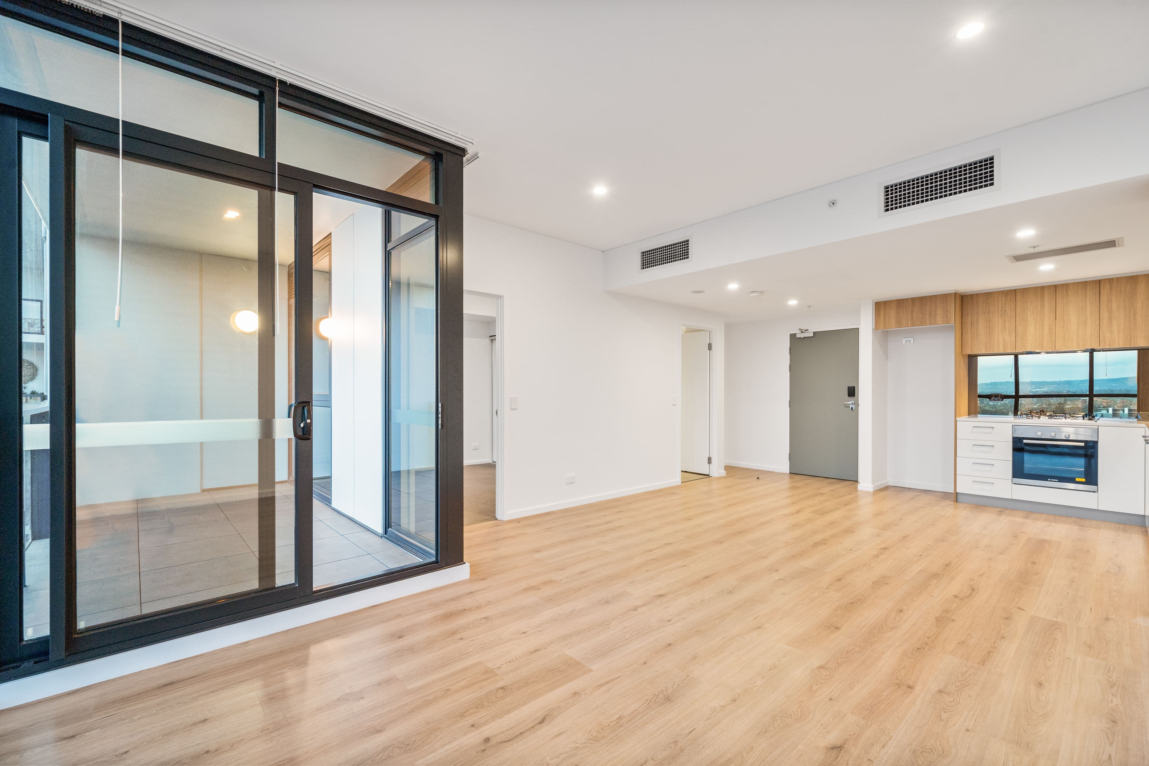 S1803/180 Franklin Street, Adelaide SA 5000, Adelaide - Thumbnail 2
